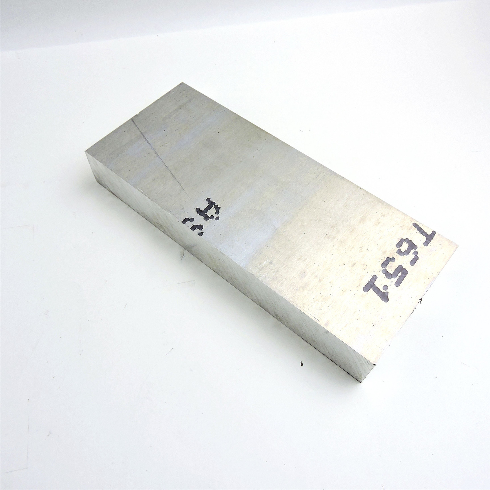 1.5″ thick 1 1/2 Aluminum 6061 PLATE 3.875″ x 10.75″ Long sku 335418
