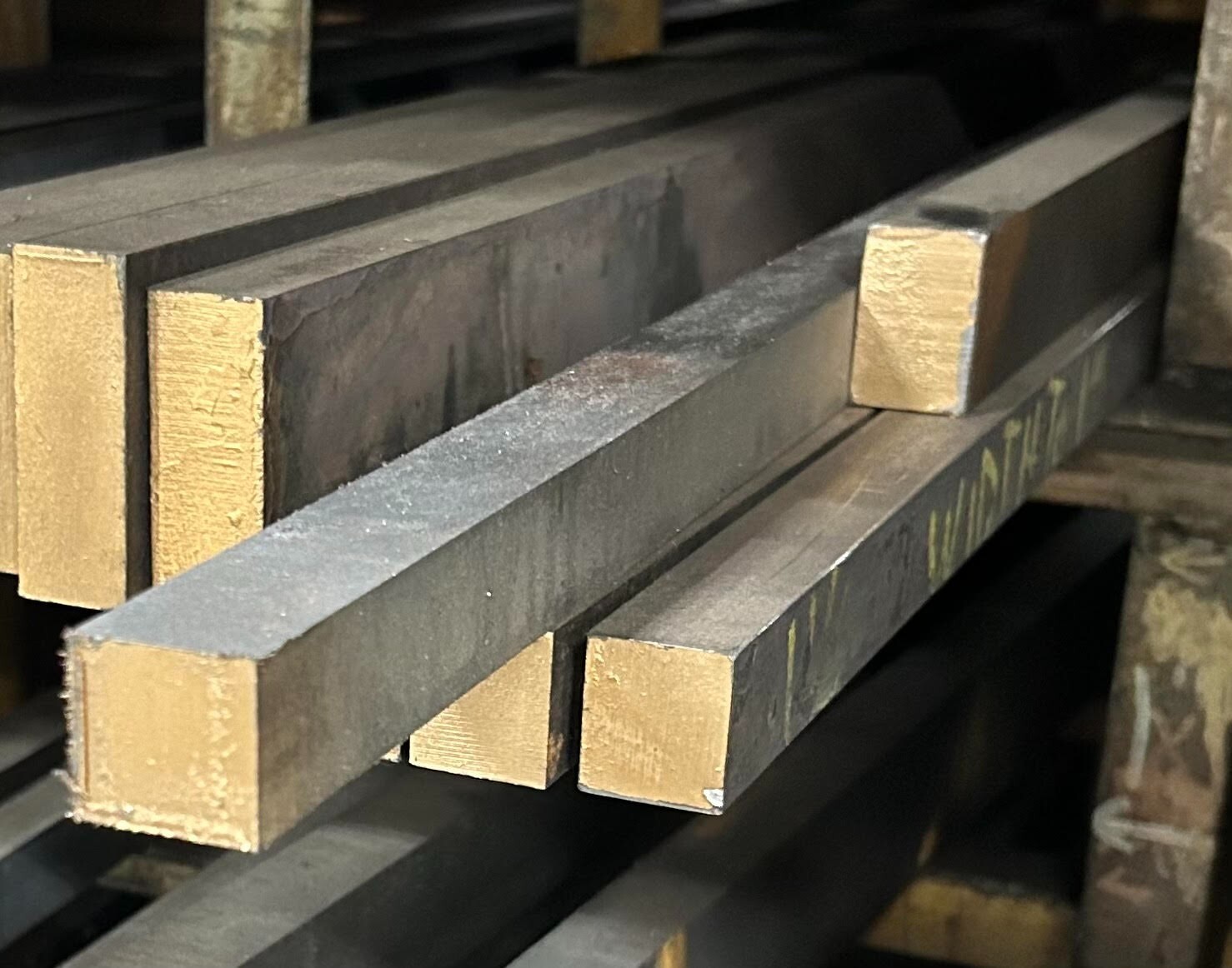 1-1/8″ SQUARE X 12″ 4140 Hot Rolled Annealed Plate Saw Cut Width+Length Oversize