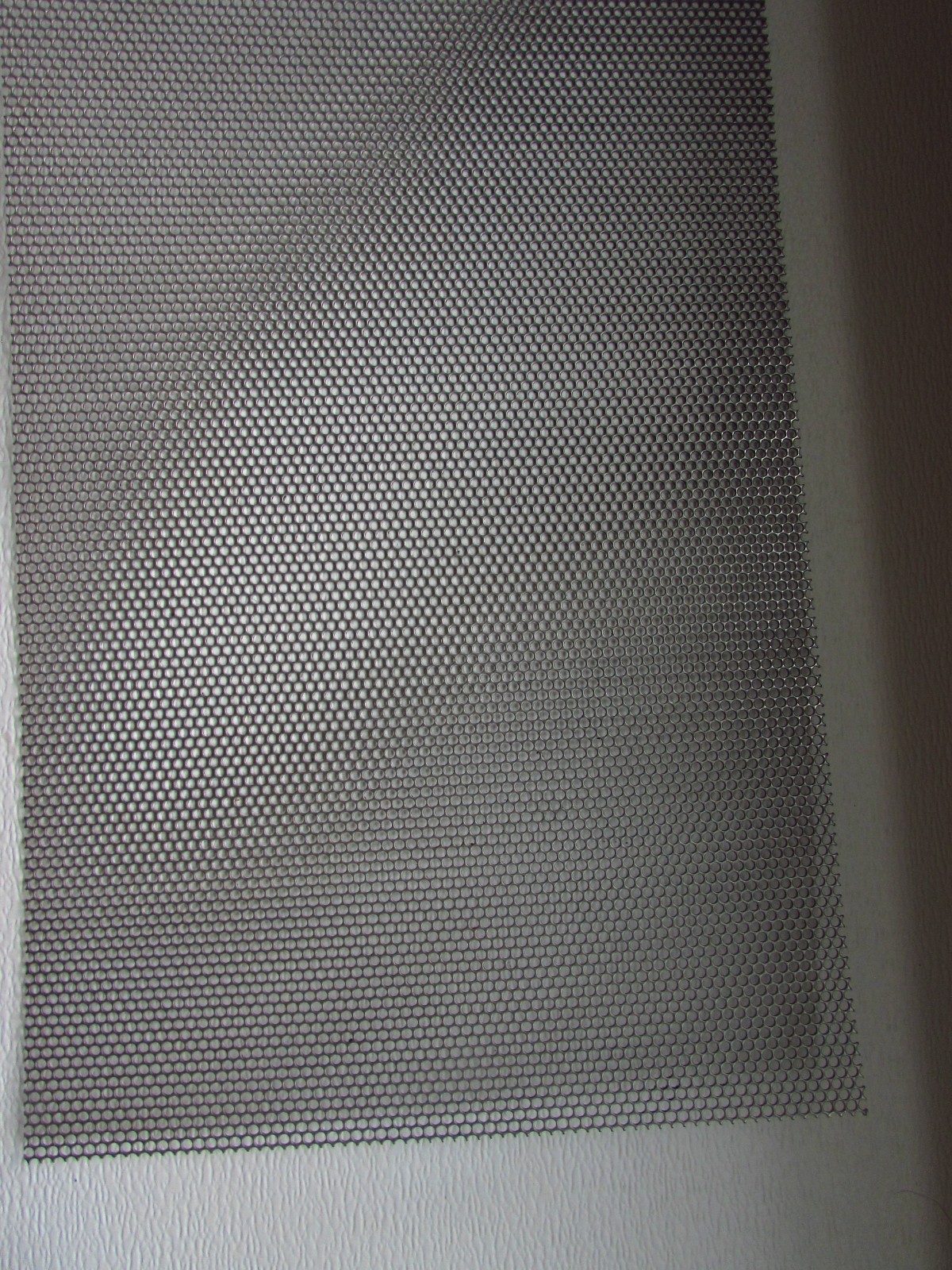 -5/32 HOLES -18 GAUGE 304 STAINLESS PERFORATED SHEET—12″ x 24″