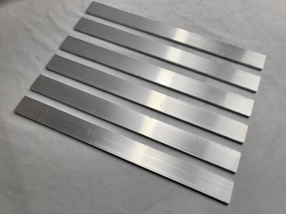 6061 Aluminum Flat Bar, 1/4″ x 1-1/2″ x 17″ long, Solid Stock, Plate, 6 pack