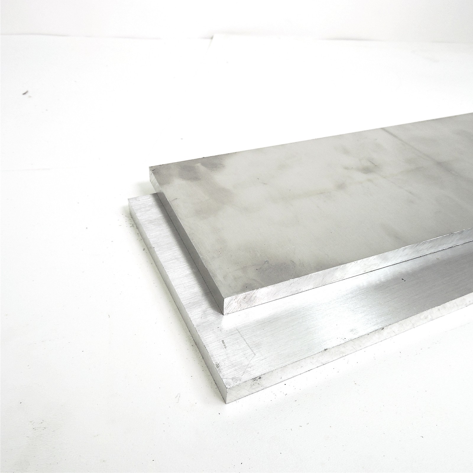 .5″ thick 1/2 Aluminum 6061 PLATE 5.75″ x 16.5″ Long QTY 2 sku 136695