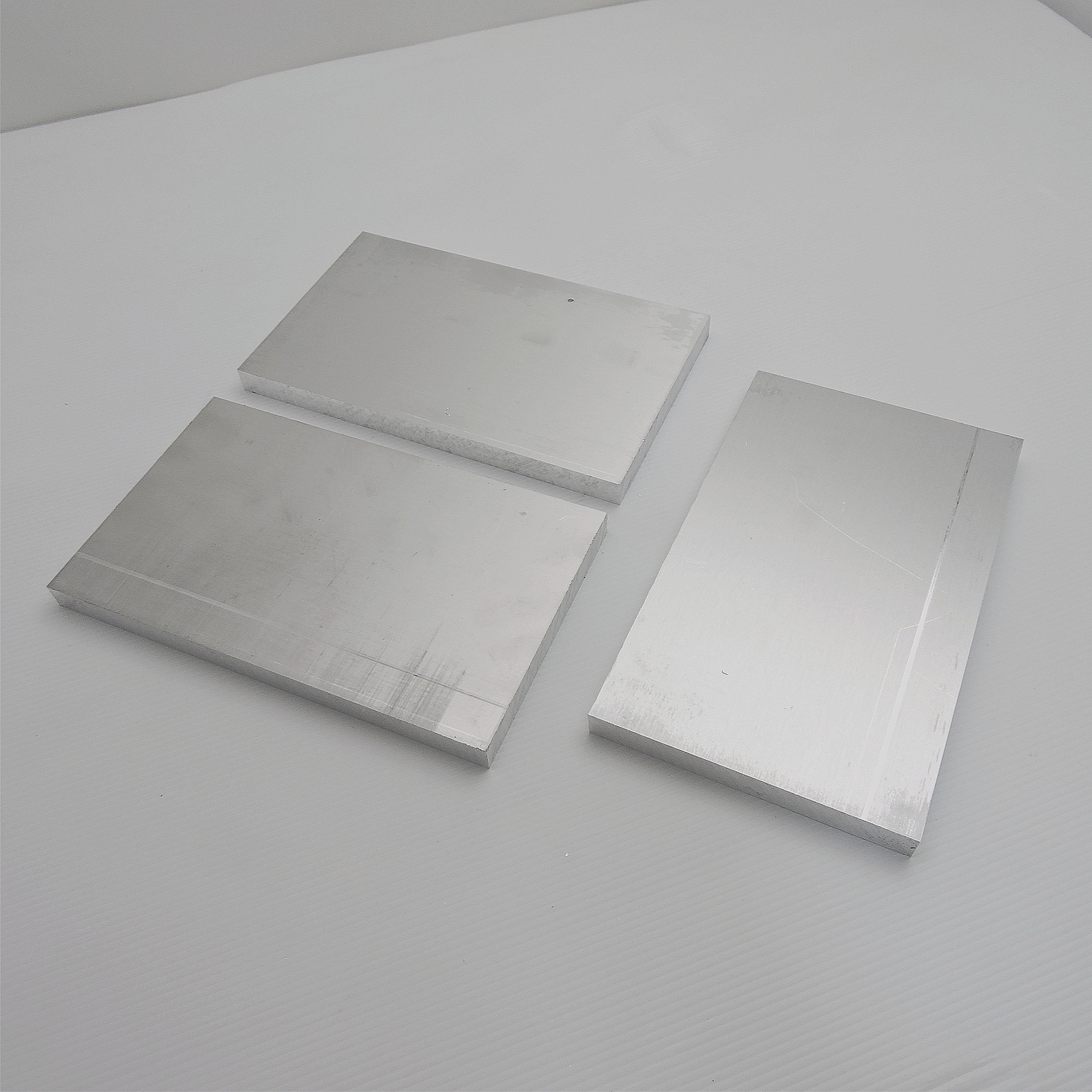 .625″ thick 5/8 Aluminum 6061 PLATE 5.75″ x 9″ Long QTY 3 sku 306933