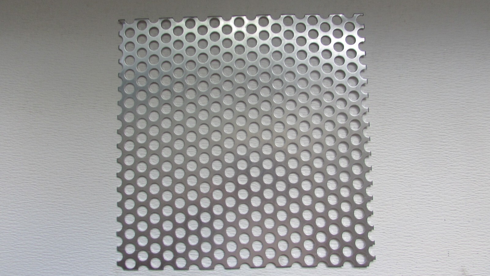 1/2″ HOLE ALUMINUM PERFORATED METAL–12″ X 12″