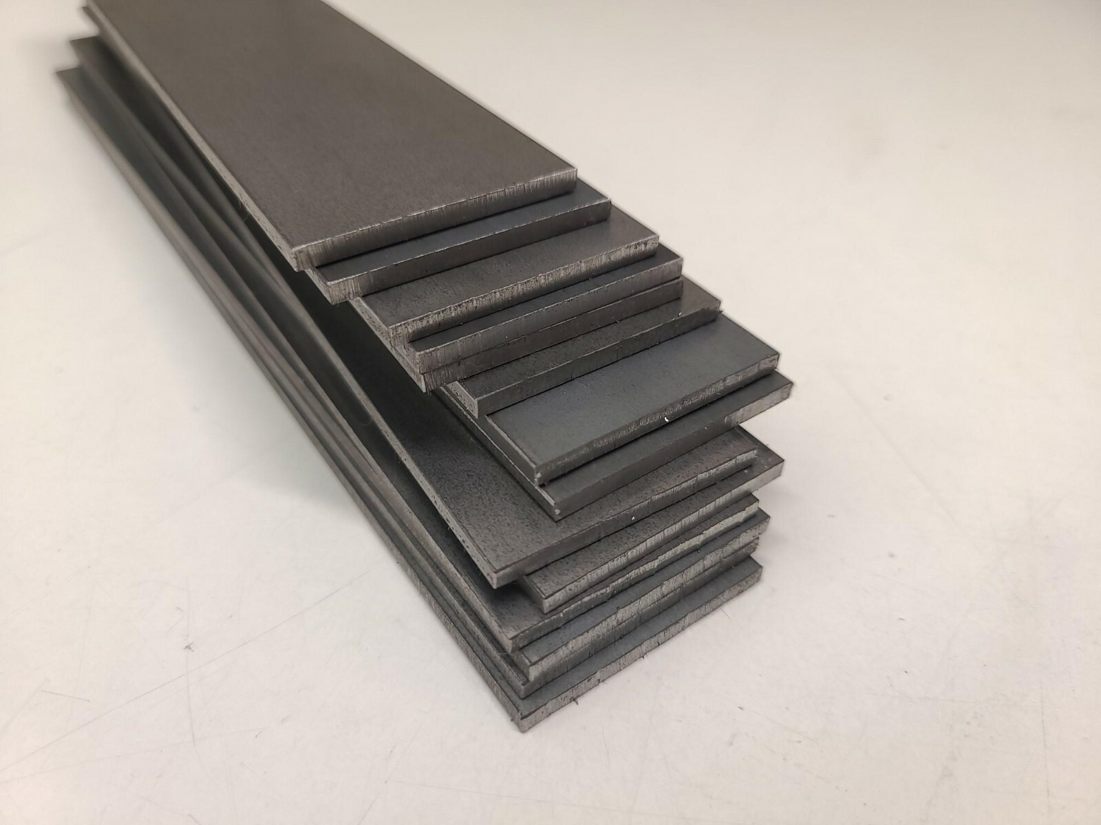 1095 Hot Rolled Carbon Steel 1/8″ x 1.5″, 11″ bar, Knife Making Stock, Billet