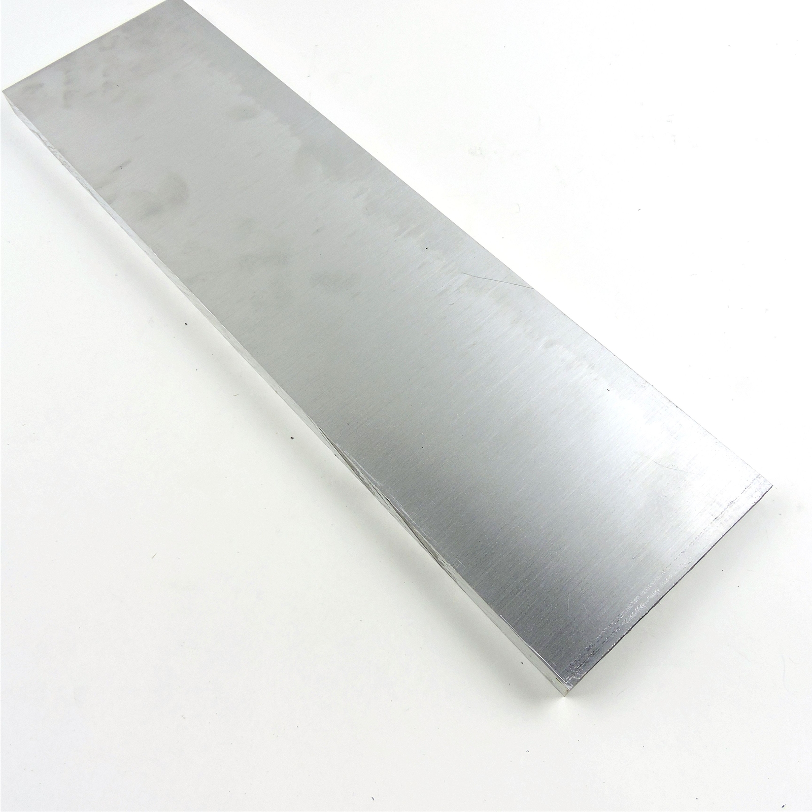 .75″ thick 3/4 Aluminum 6061 PLATE 5.5″ x 20.125″ Long sku 306439