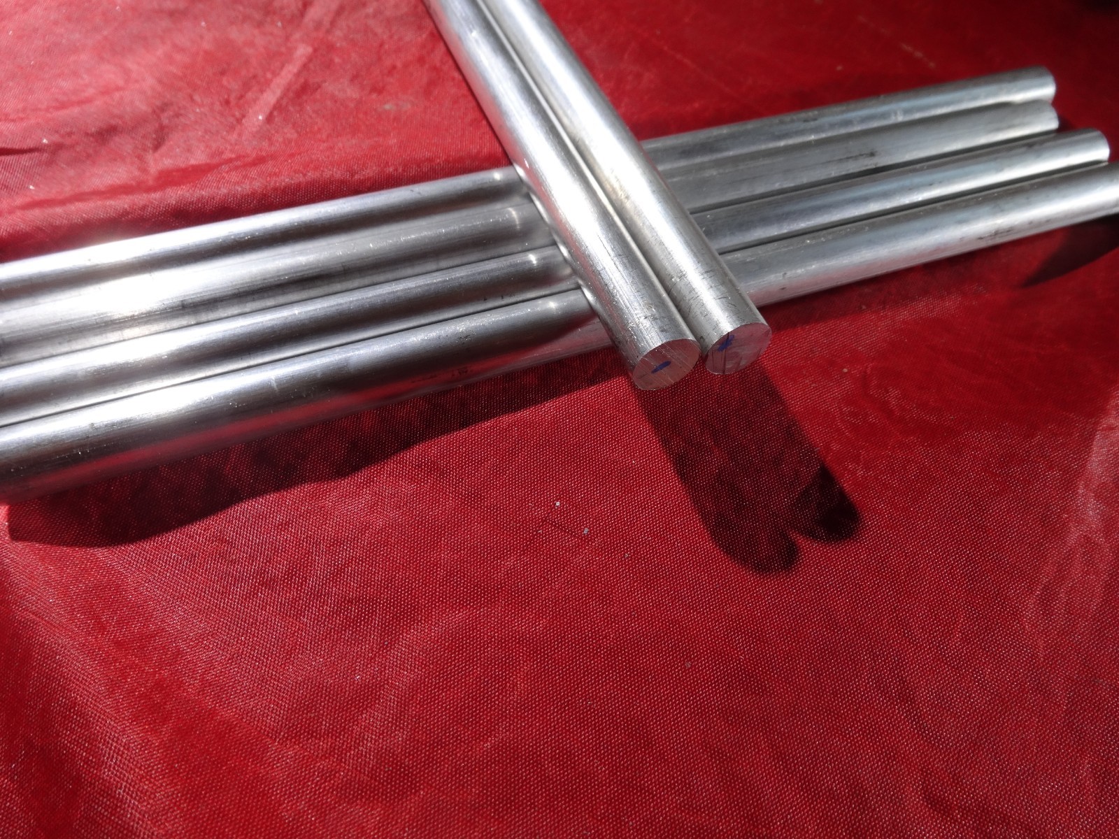 6 PIECES OF 7/16″ ALUMINUM ROD 8 5/8″ IN LENGHT