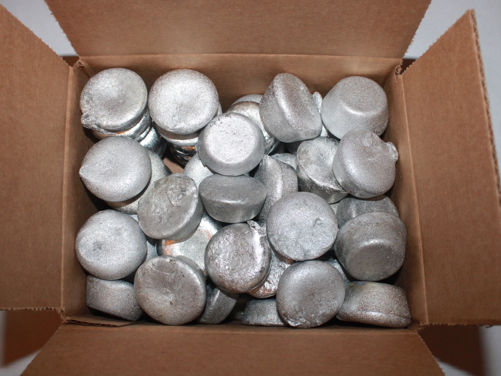 Aluminum Scrap Casting Ingots : 10 Lbs (1 3/4″ to 2 1/4″ Diameters) {1023}