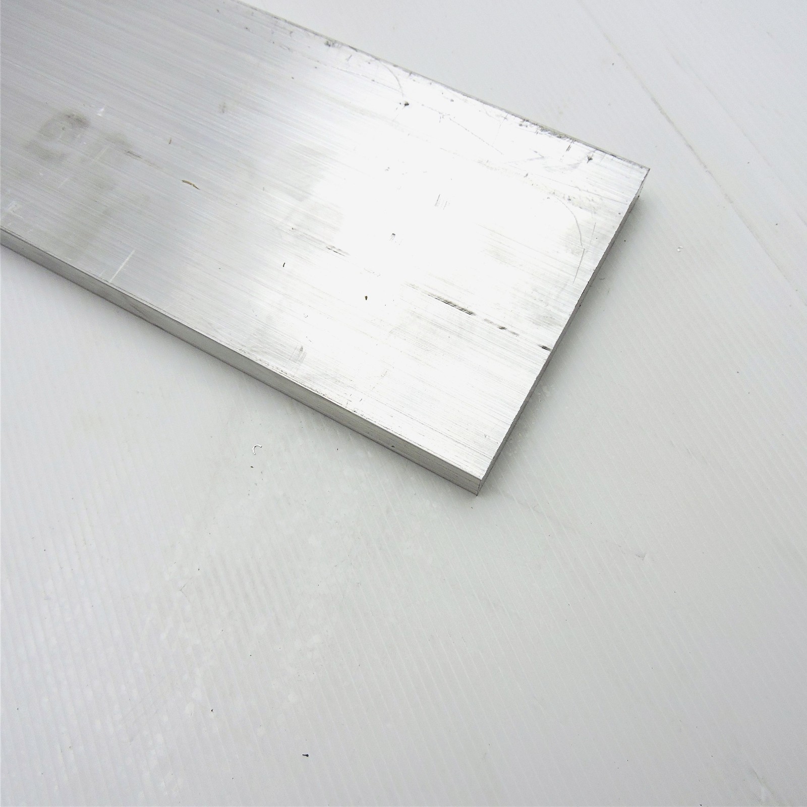 .625″ x 6″ Aluminum 6061 FLAT BAR 20.125″ Long new mill stock sku M262