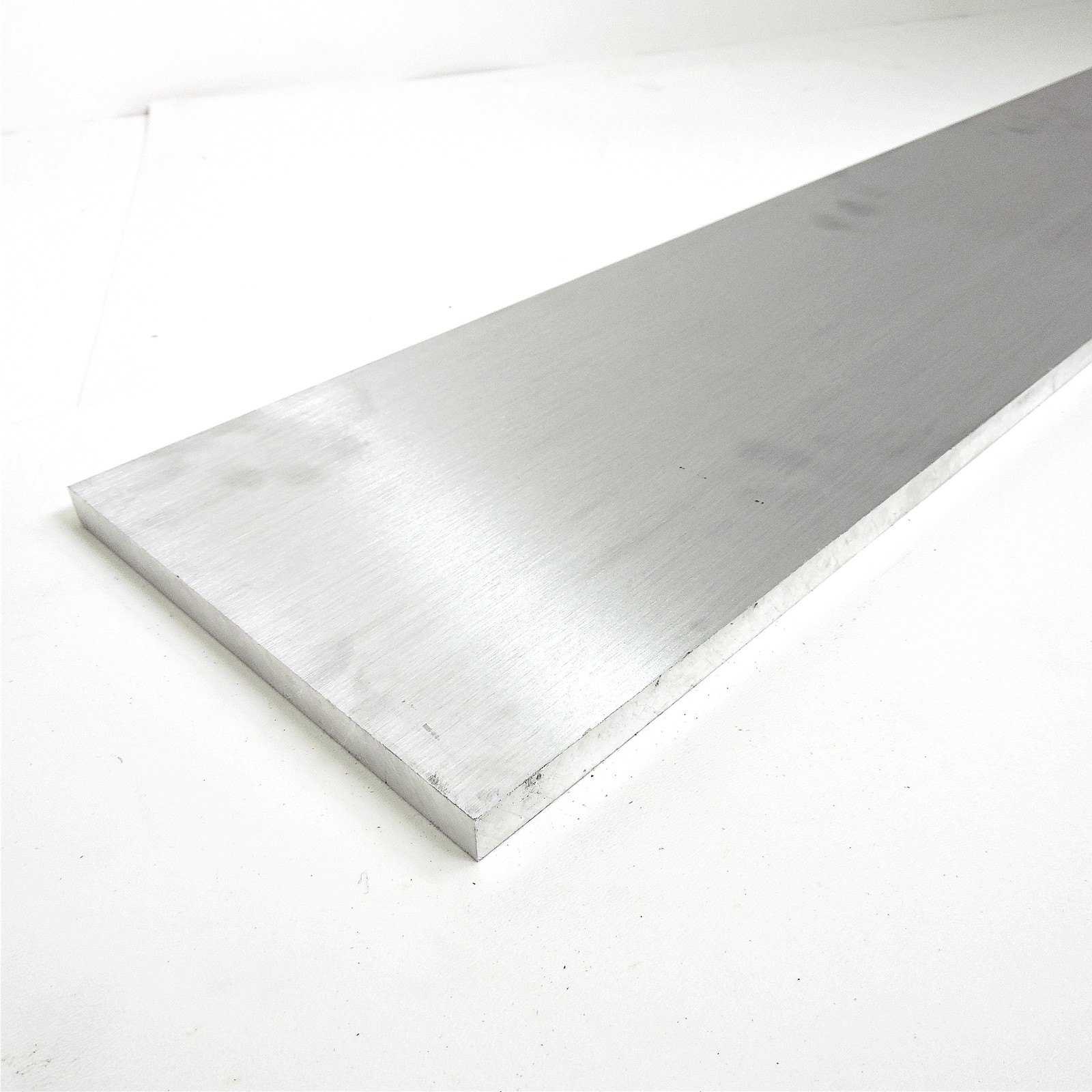 .625″ thick 5/8 Aluminum 6061 PLATE 5.375″ x 22″ Long sku 206248