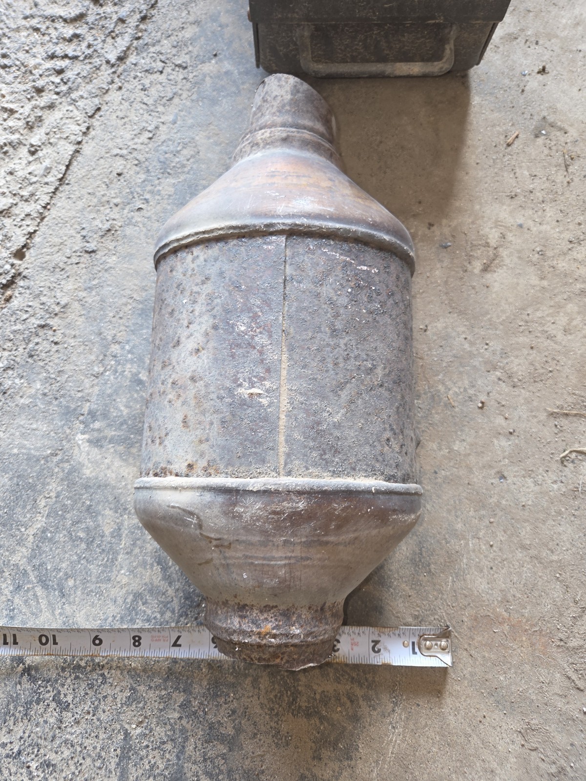 2 Scrap Catalytic Converters Platinum Palladium Sold For Scrap Recycling Pounds