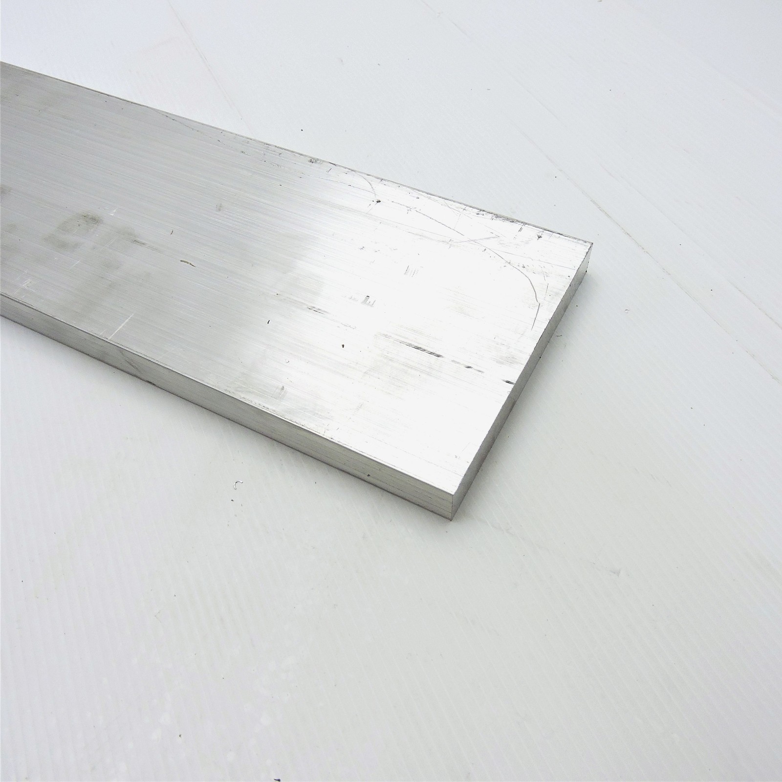 .625″ x 6″ Aluminum 6061 FLAT BAR 20.125″ Long new mill stock sku M262