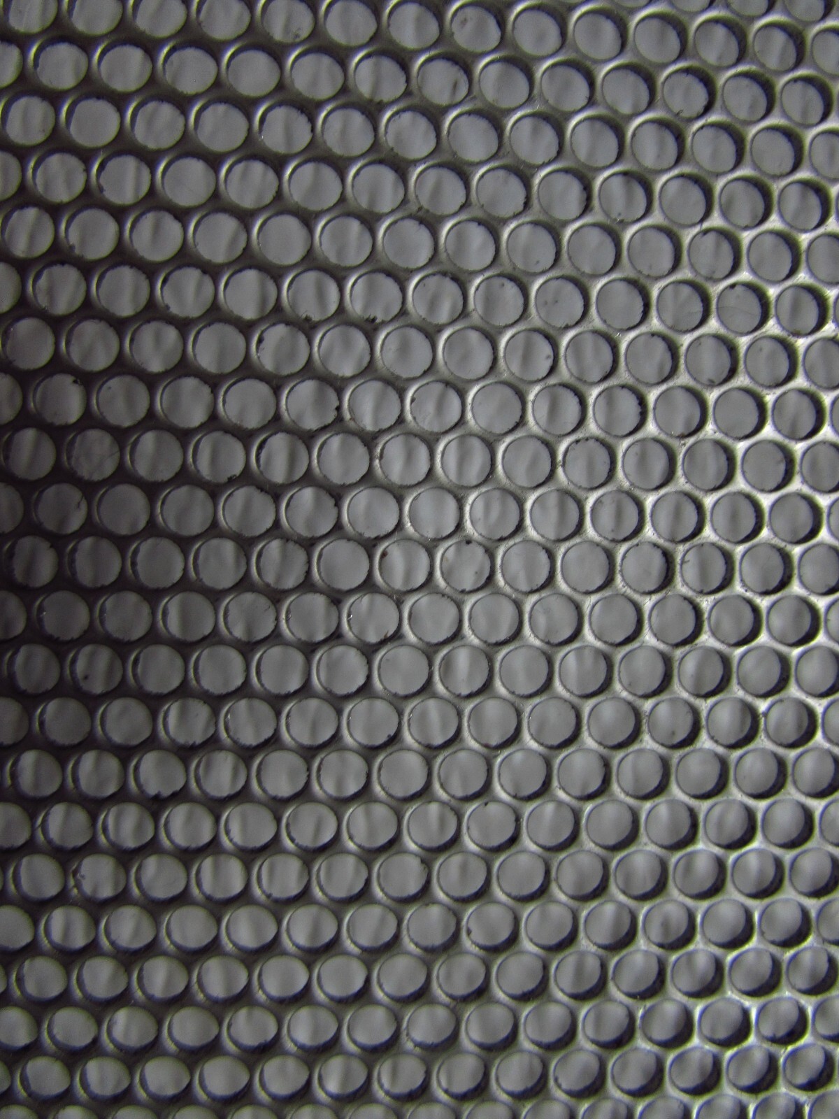 -5/32 HOLES -18 GAUGE 304 STAINLESS PERFORATED SHEET-12″ x 12″