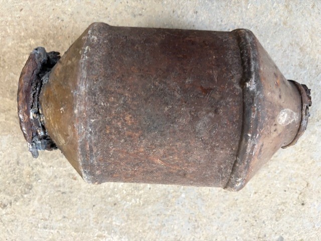 Scrap (frr) Converter / Full / Parts Only – Junk