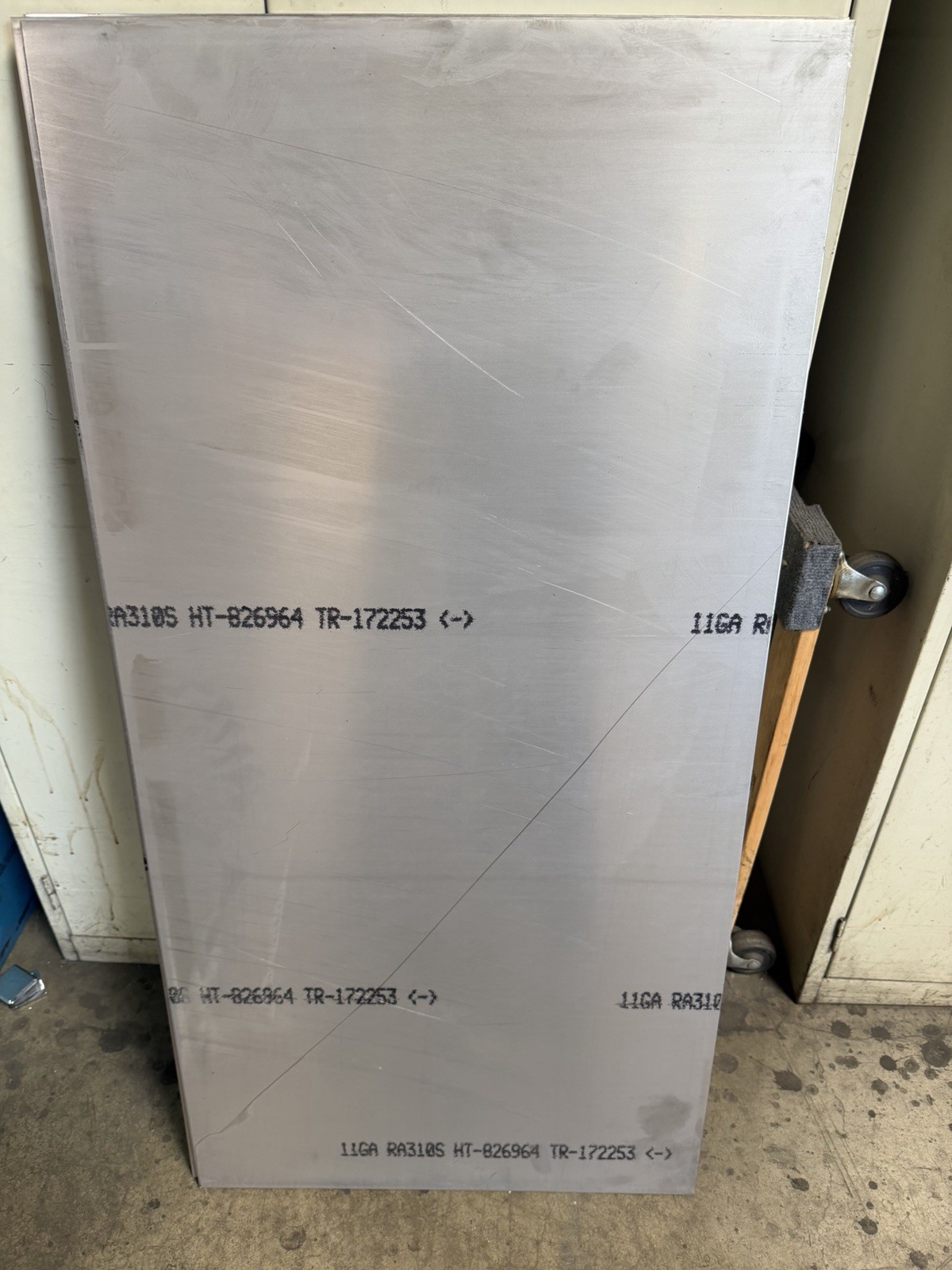 310 Stainless Steel Sheet 24″ x 48″ x .125″ (11 GA)