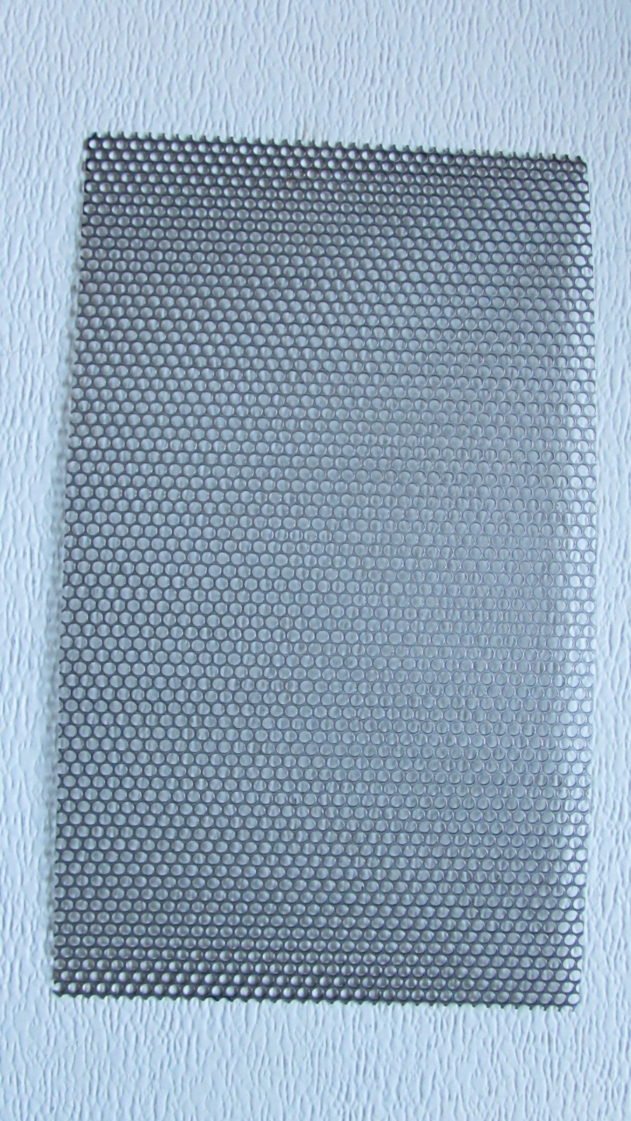 5/32″ HOLES ON 3/16″STAGGERED-20 GA STAINLESS PERFORATED SHEET–7-1/2″ X 11″