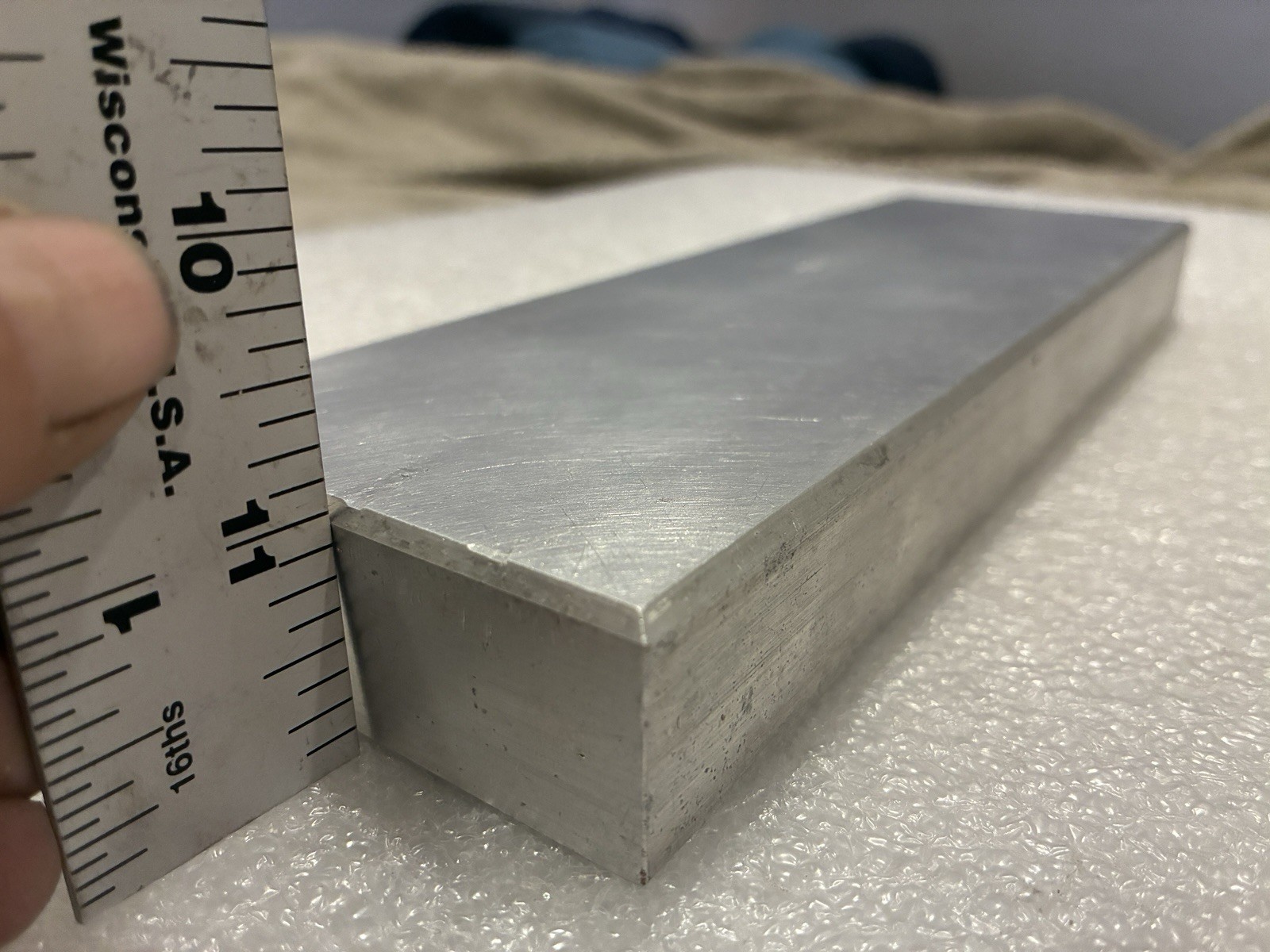 Aluminum Flat Bar, 1″ x 3″ x 9″ Long / 6061 ? / minimum clean up one face