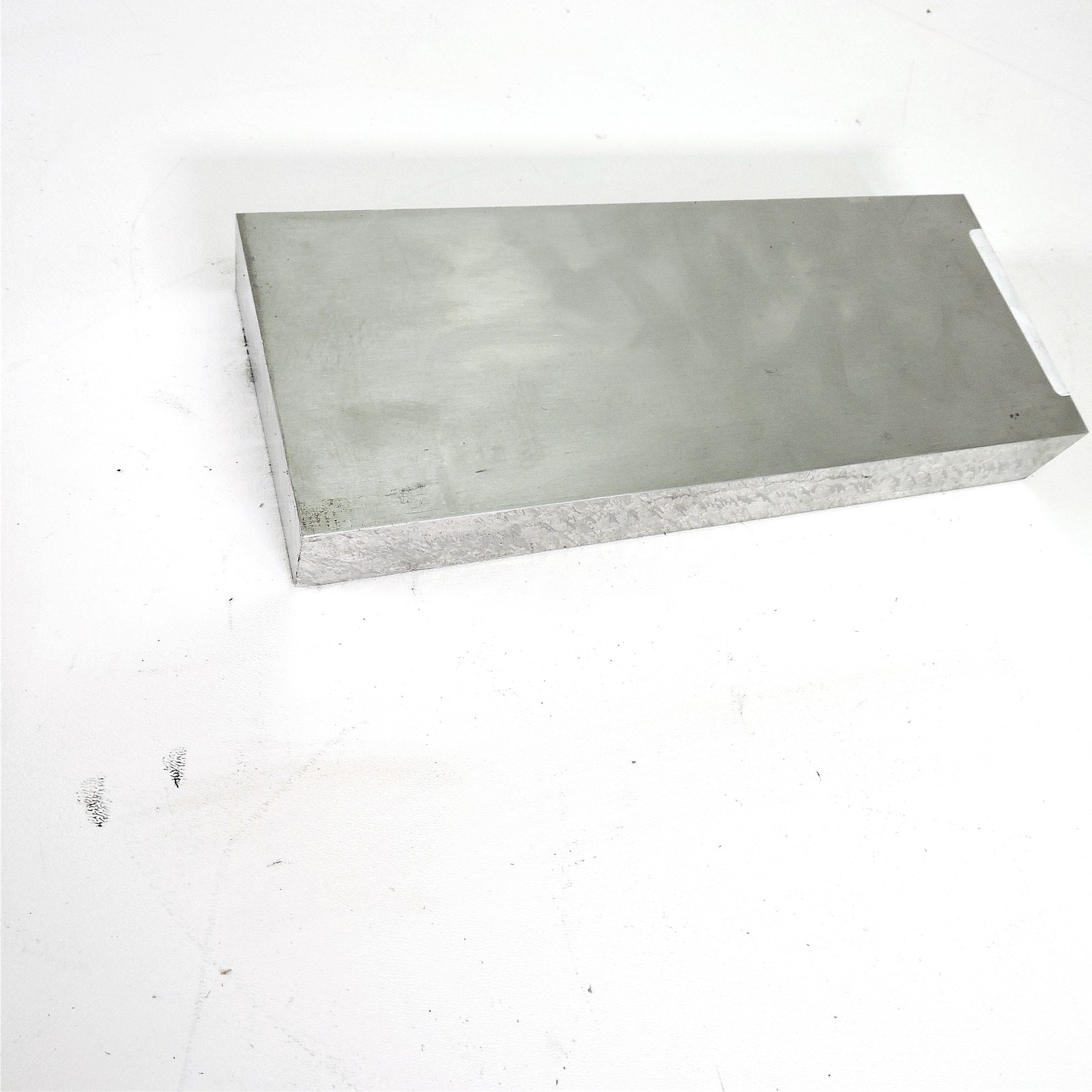 1.375″ thick 1 3/8 Aluminum 6061 PLATE 5.25″ x 10.75″ Long sku 206213