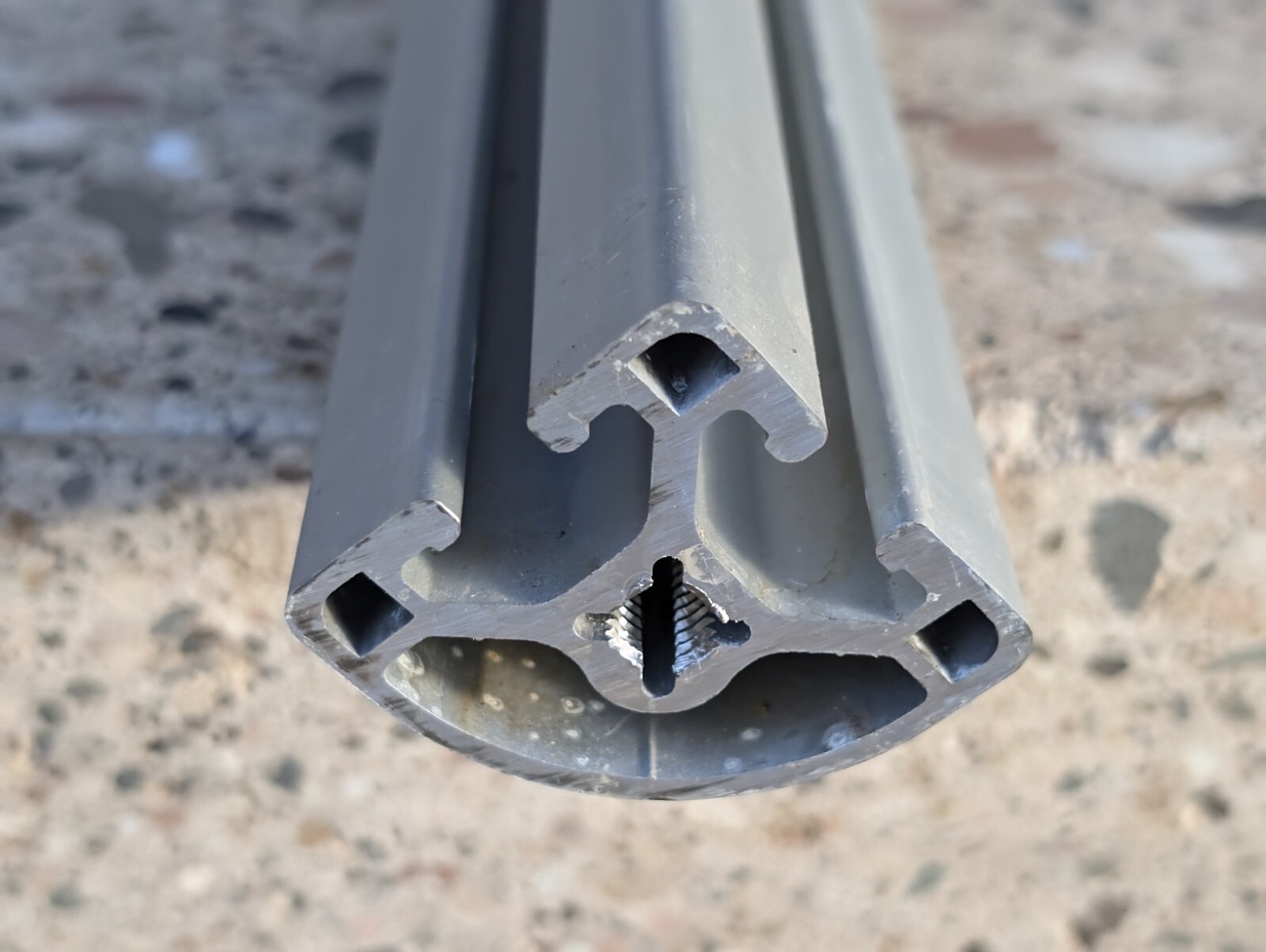 LOT OF 3- 32in x 1 .5in x 1.5in T-slotted Aluminum extrusion 1/4 Round Scratches