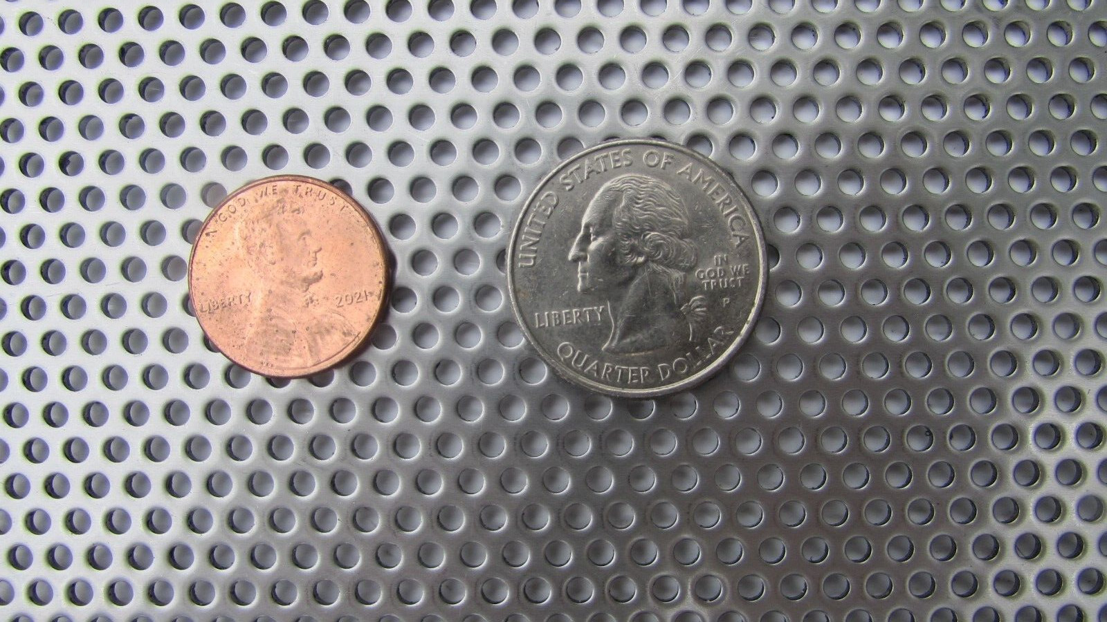 3/32″ HOLE ON 5/32″ CENTER-18 GA.-PERFORATED STAINLESS SHEET–12″ x 24″