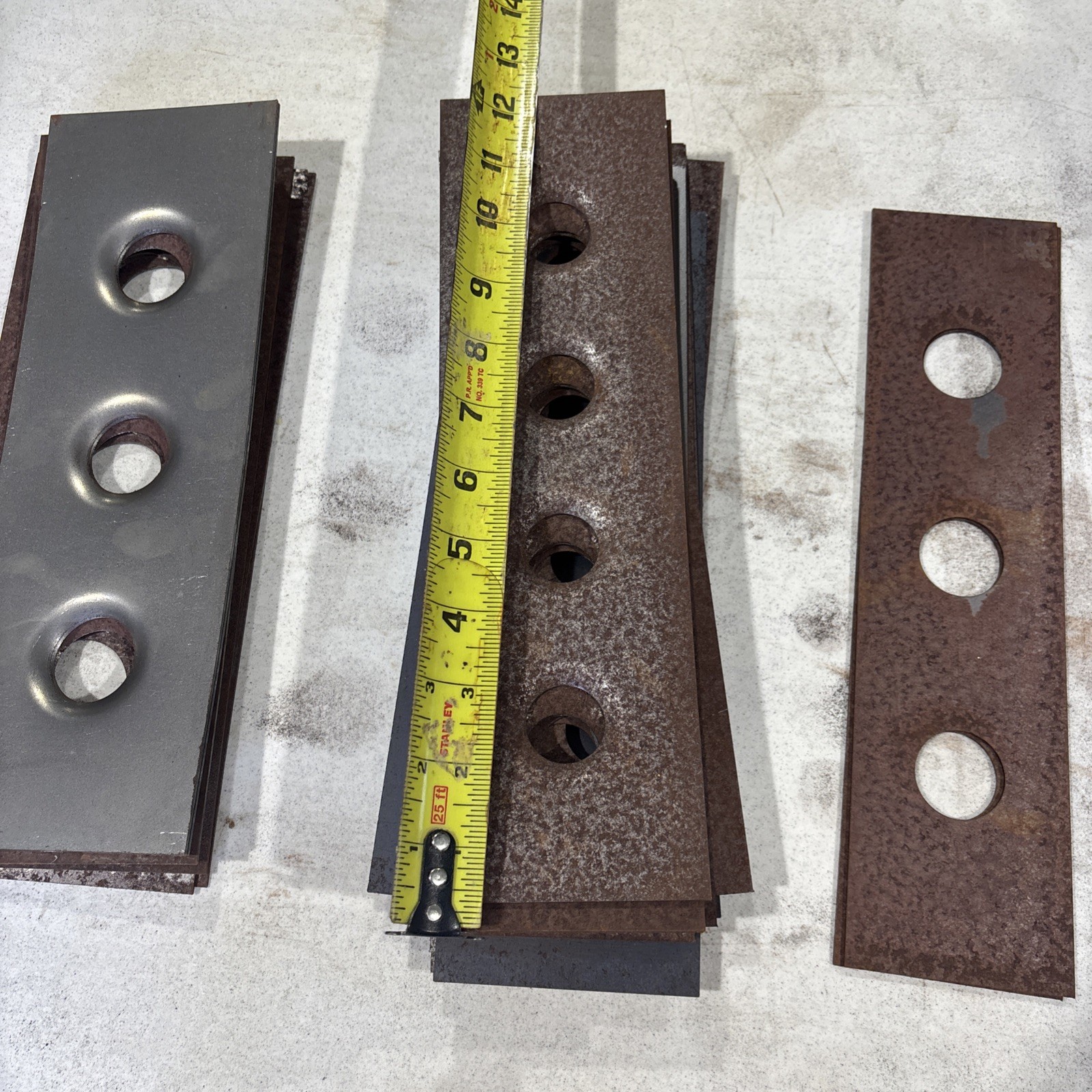 12 In. & 15 In. Miscellaneous Dimple Plate Gussets Lot Of 40 Pcs
