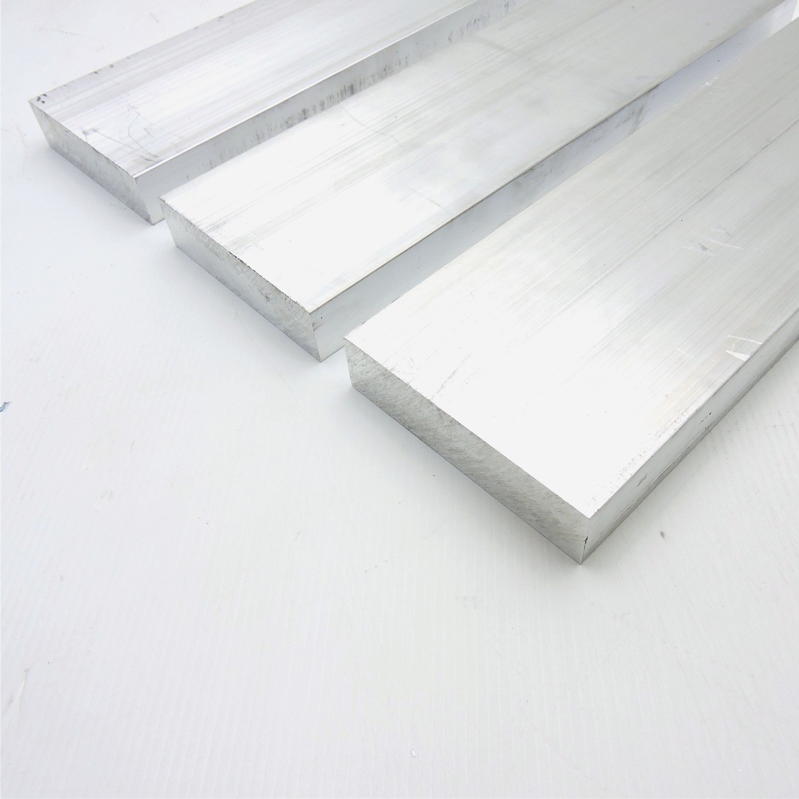 1″ x 4″ Aluminum 6061 FLAT BAR 5.75″ Long new mill stock QTY 3 sku M138