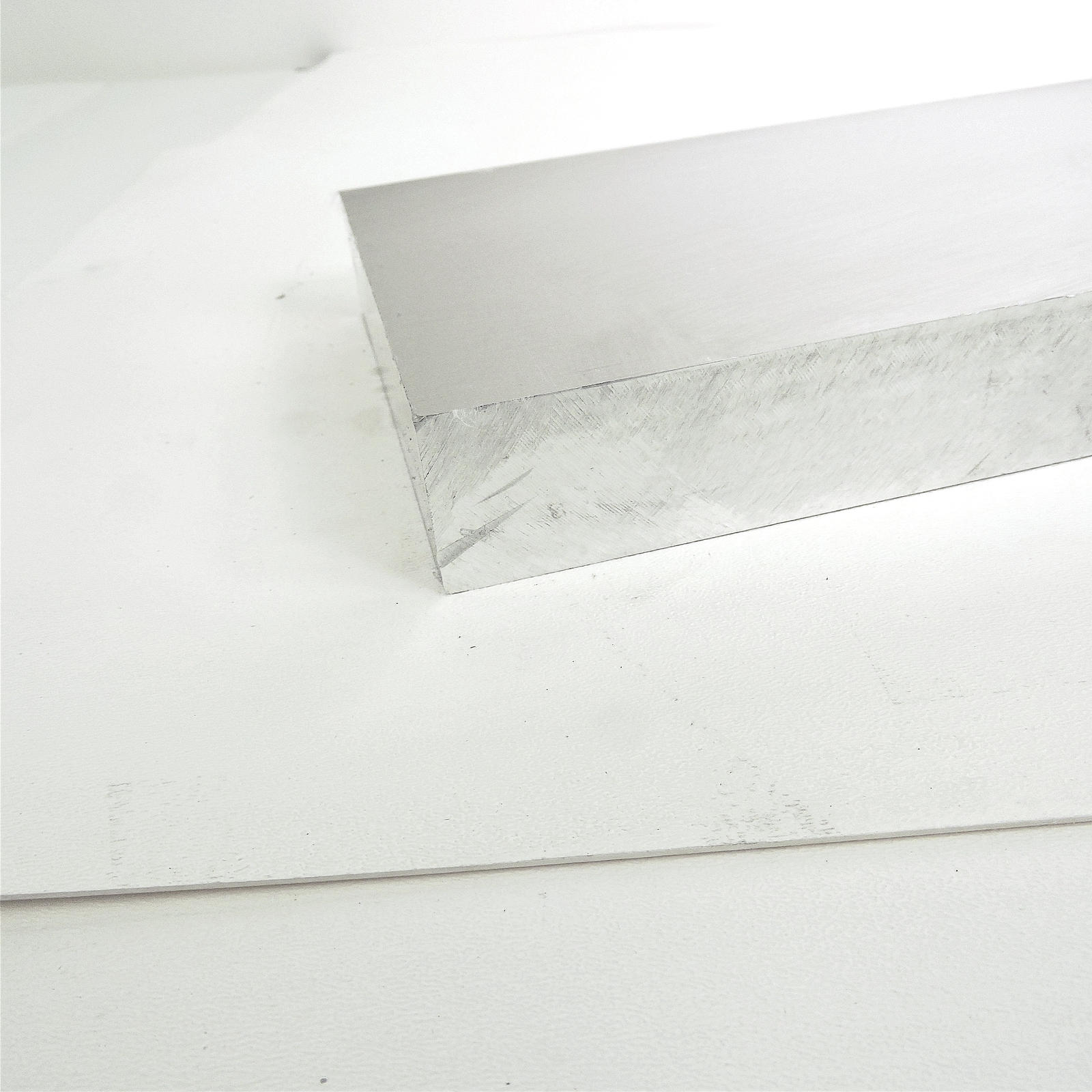 2.25″ thick 2 1/4 Aluminum 6061 PLATE 3.125″ x 12″ Long sku 306486