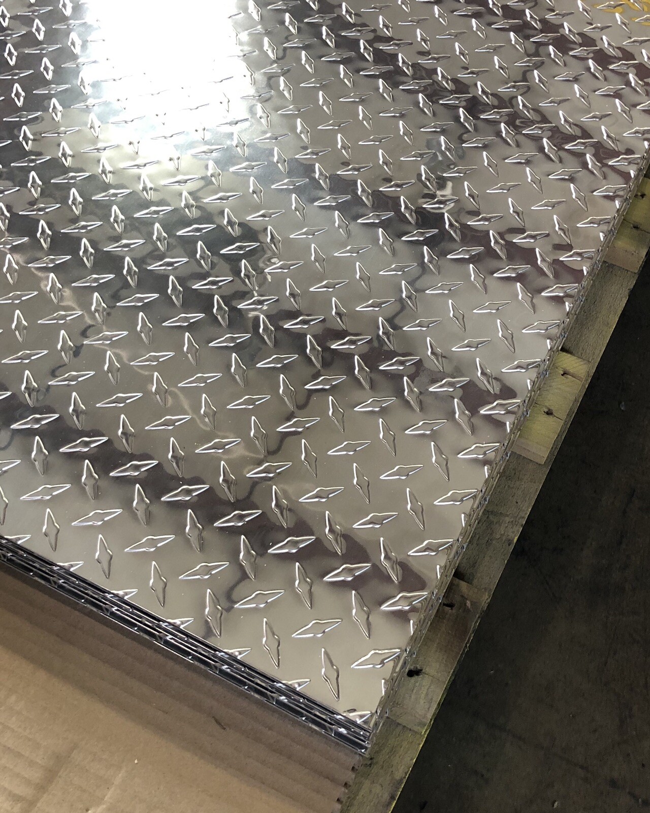 24″ x 48″ Aluminum Diamond Plate .025″ (1/40″) Thick Sheet Trailer, RV, Garages