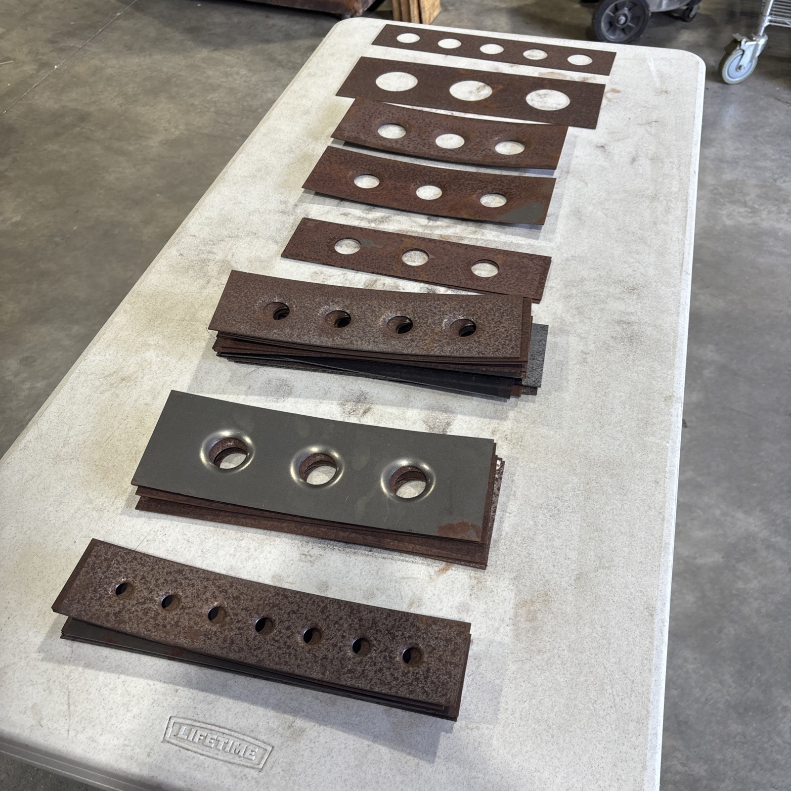 12 In. & 15 In. Miscellaneous Dimple Plate Gussets Lot Of 40 Pcs