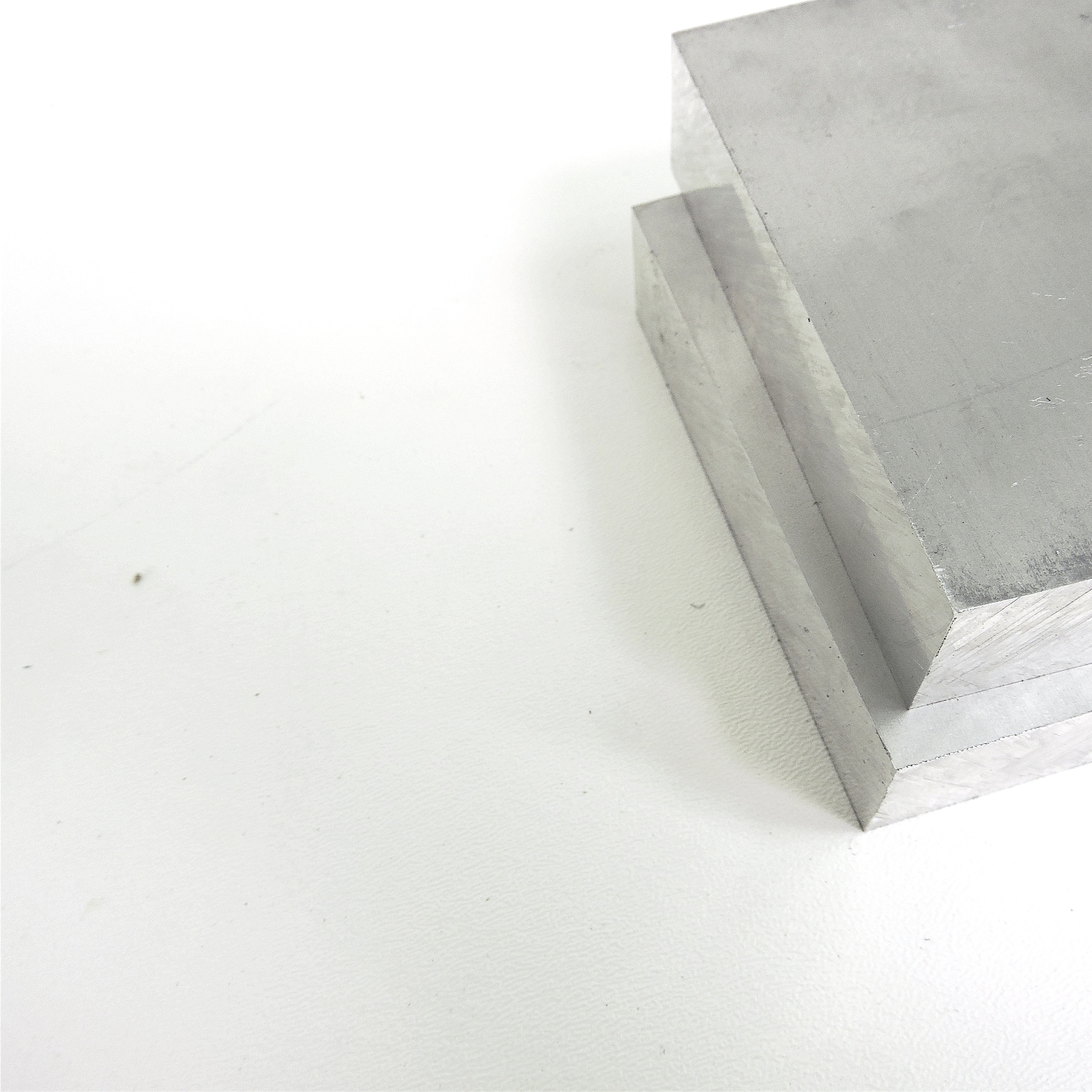 1.125″ thick 1 1/8 Aluminum 6061 PLATE 3.25″ x 11.25″ Long QTY 2 sku 306712*