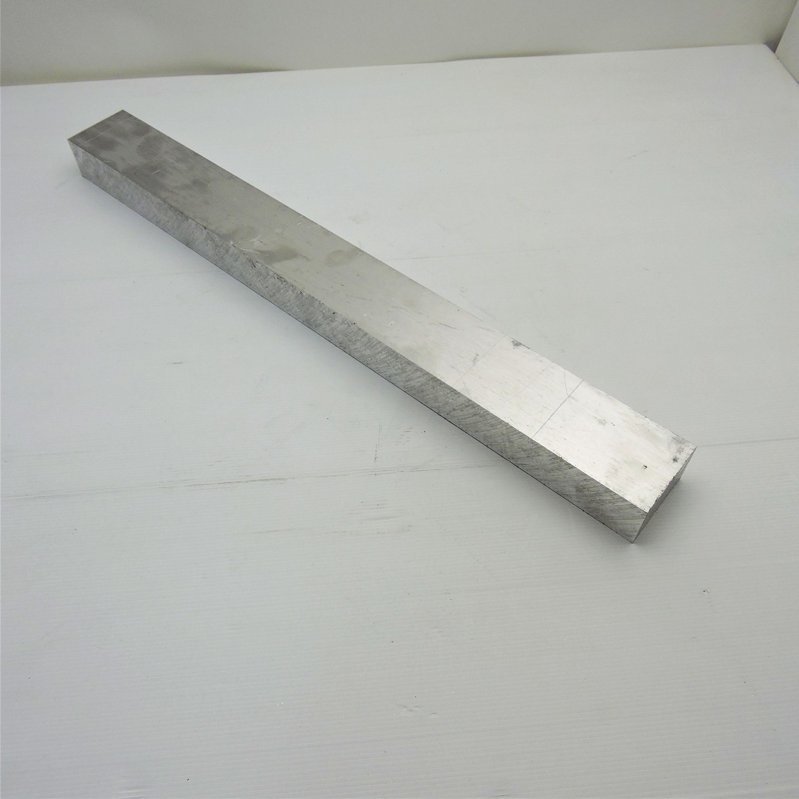 1.75″ thick 1 3/4 Aluminum 6061 PLATE 3.875″ x 30″ Long sku 125893