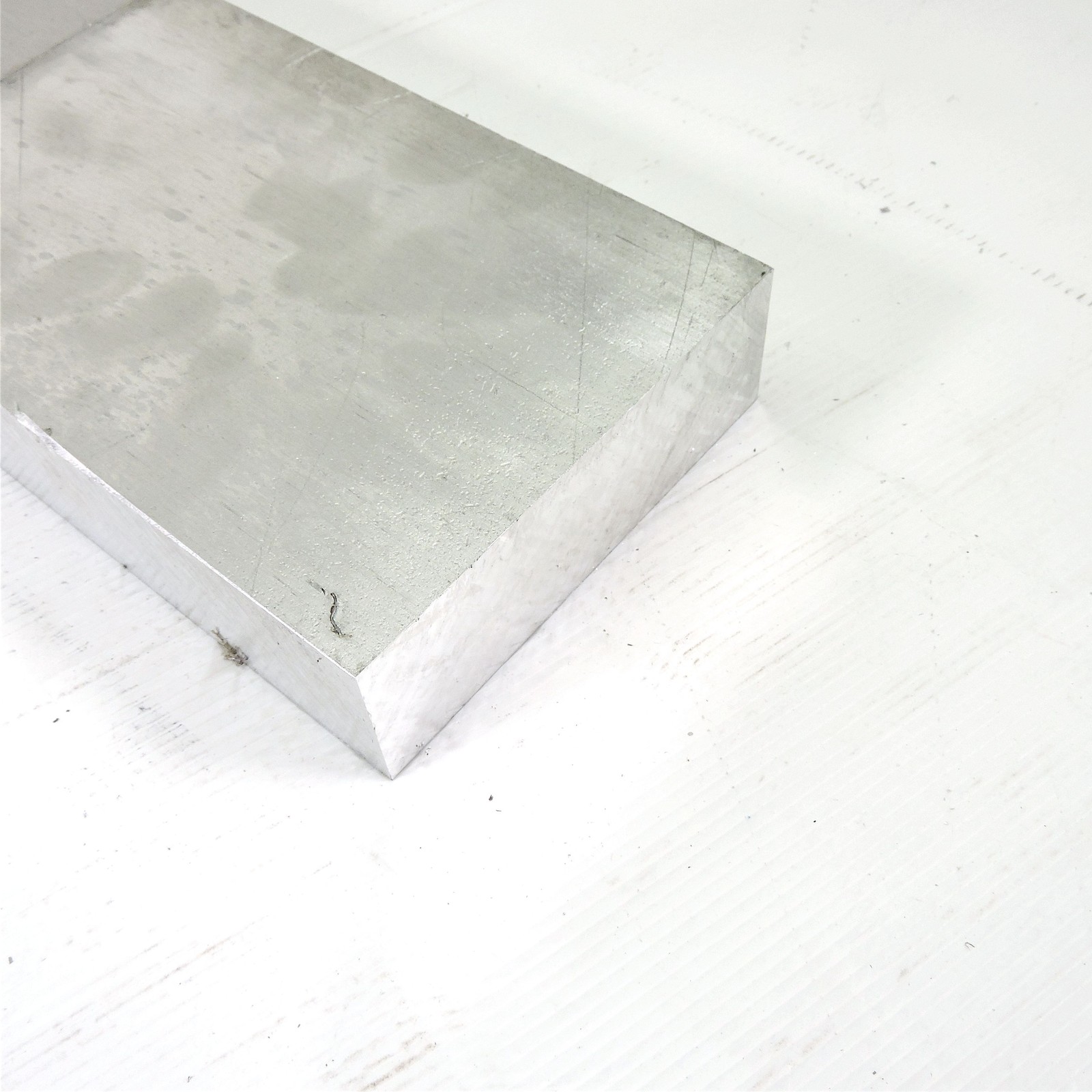 1.75″ thick 1 3/4 Aluminum 6061 PLATE 5.75″ x 29.875″ Long sku 125887