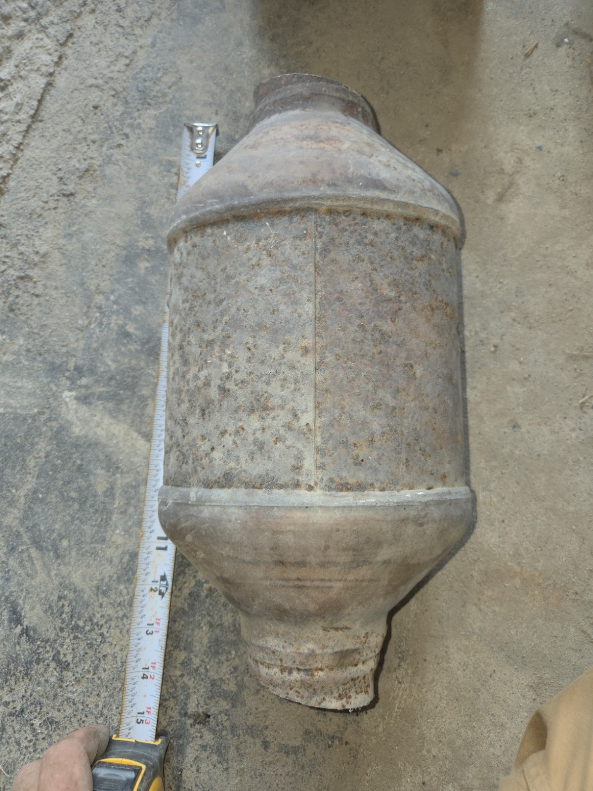 2 Scrap Catalytic Converters Platinum Palladium Sold For Scrap Recycling Pounds
