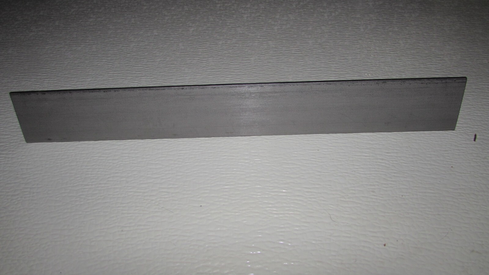 1/8″ x 1-1/2″ X 12″ 304 STAINLESS STEEL FLAT BAR–MADE IN U.S.A.