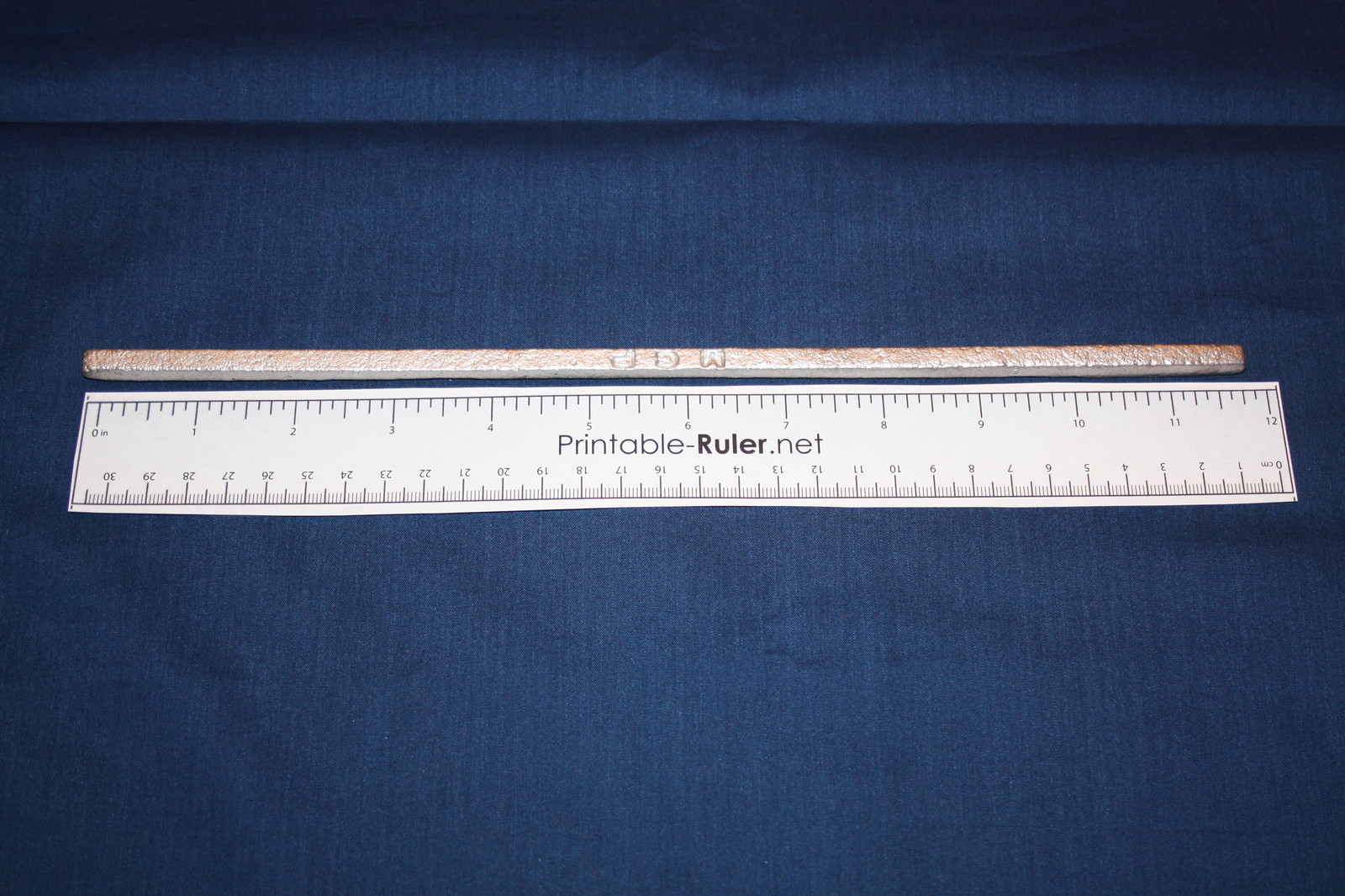 Cerrobend Woods Metal Low Temperature Alloy – 1 /4 lb. Melting Stick