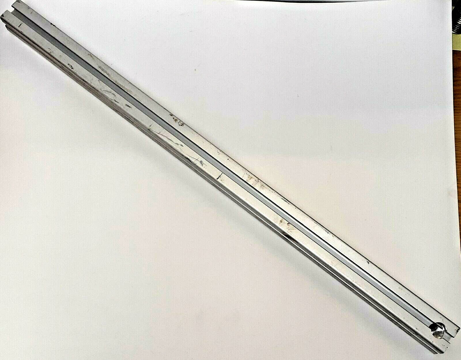 80/20 T-SLOT ALUMINUM EXTRUSION 1515-LS 1.5″ X 1.5″, 4-OPEN SLOT 30″ LENGTH