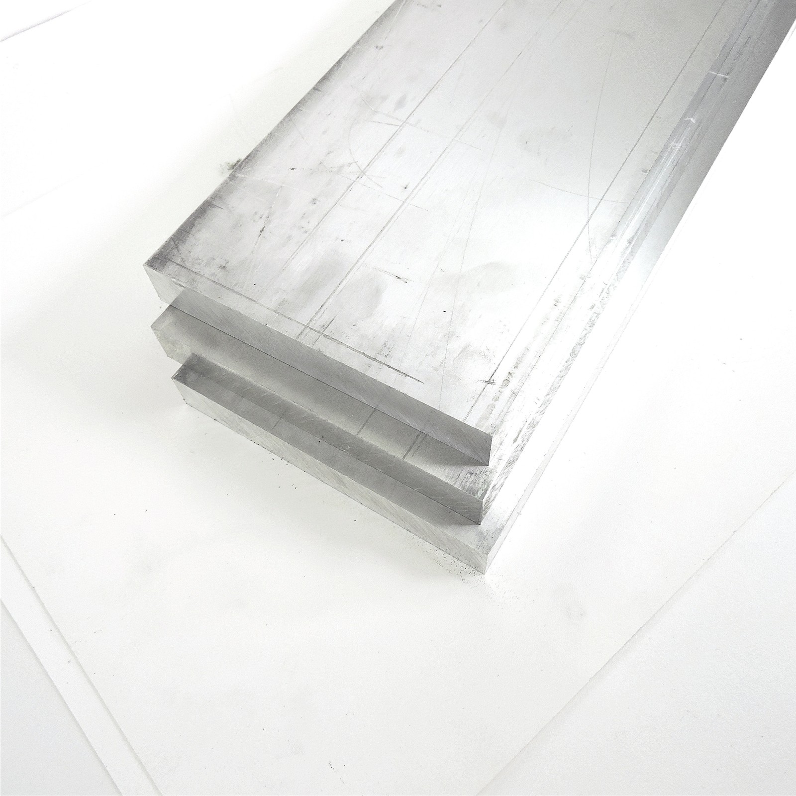 1.125″ thick 1 1/8 Aluminum 6061 PLATE 5.75″ x 5.75″ Long QTY 3 sku 335531