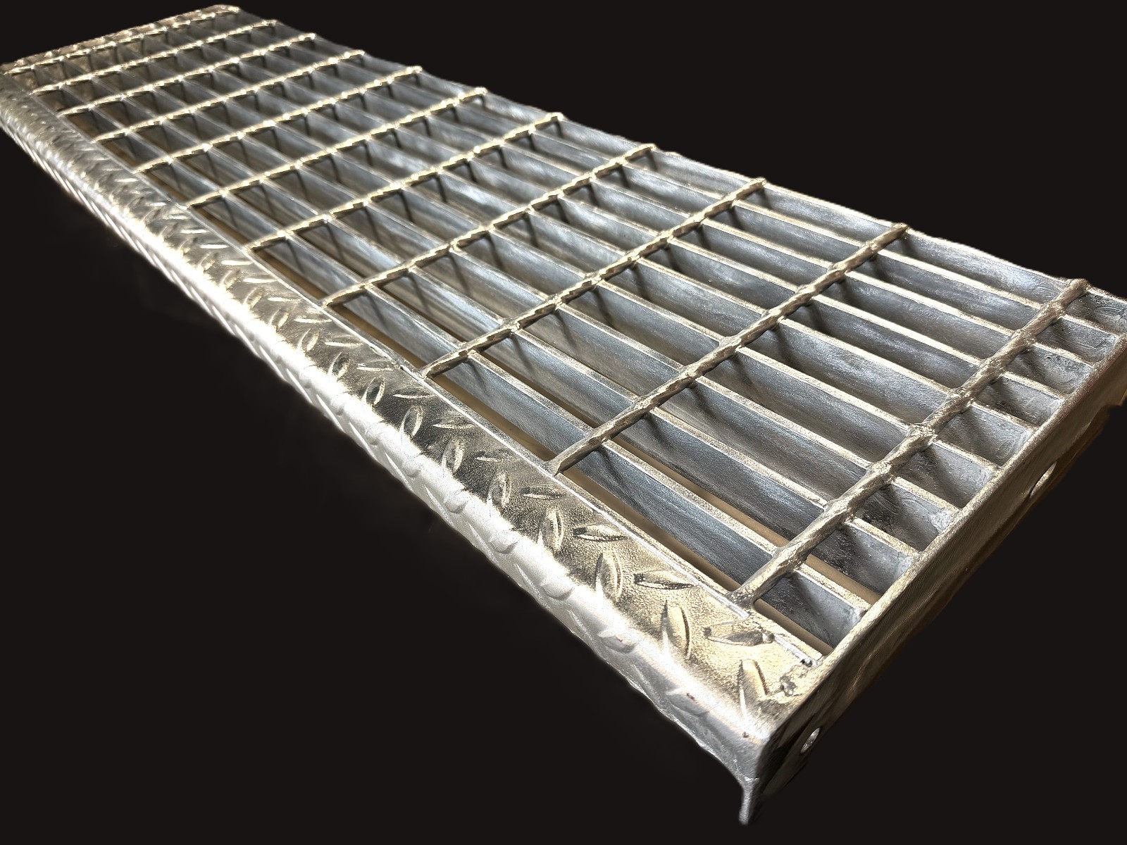 Steel bar grating galvanized stair tread size 42″x12″ X 1-1/4″