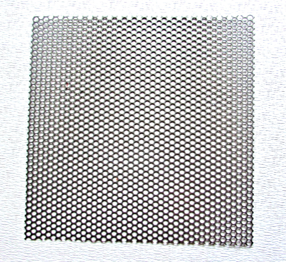 -5/32 HOLES -18 GAUGE- 304 STAINLESS PERFORATED SHEET—11″ X 12″