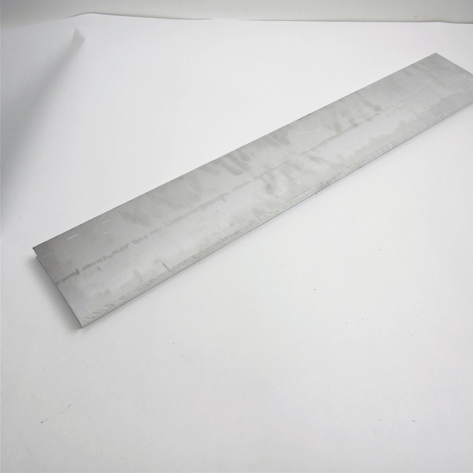 .75″ thick 3/4 Aluminum 6061 PLATE 5.75″ x 33.75″ Long sku 186863