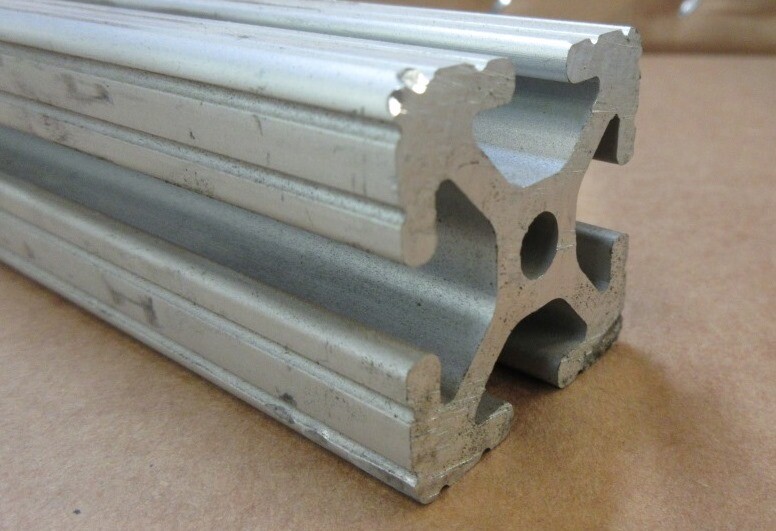 80/20 T-SLOT ALUMINUM EXTRUSION 1515, 1.5″ X 1.5″, 4 OPEN SLOTS, 18-1/2″ L