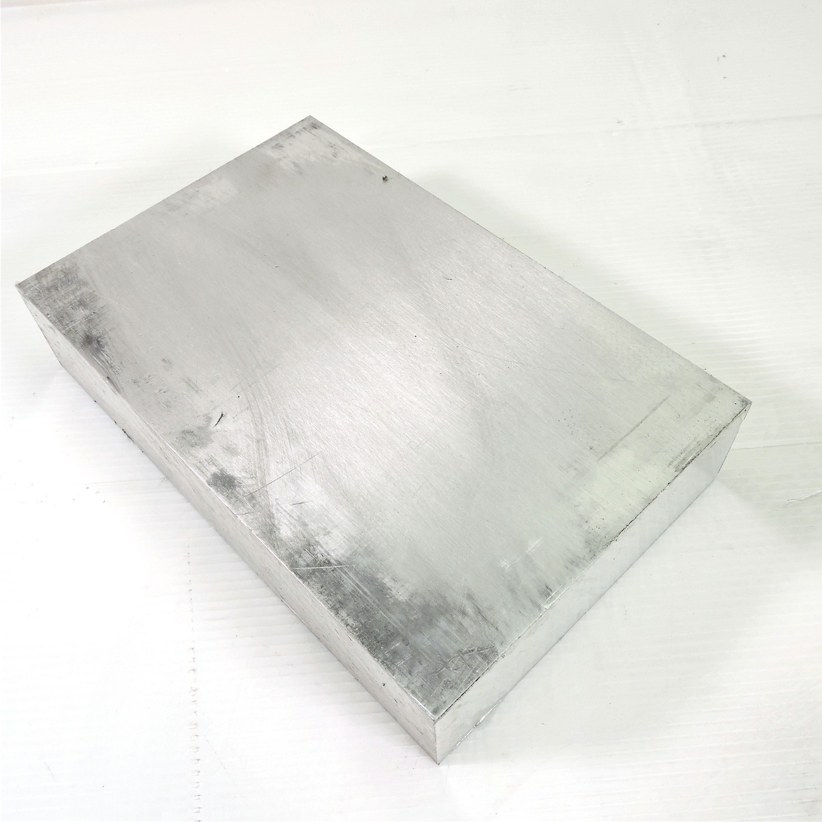 1.75″ thick 1 3/4 Aluminum 6061 PLATE 7.375″ x 8.125″ Long sku 240969
