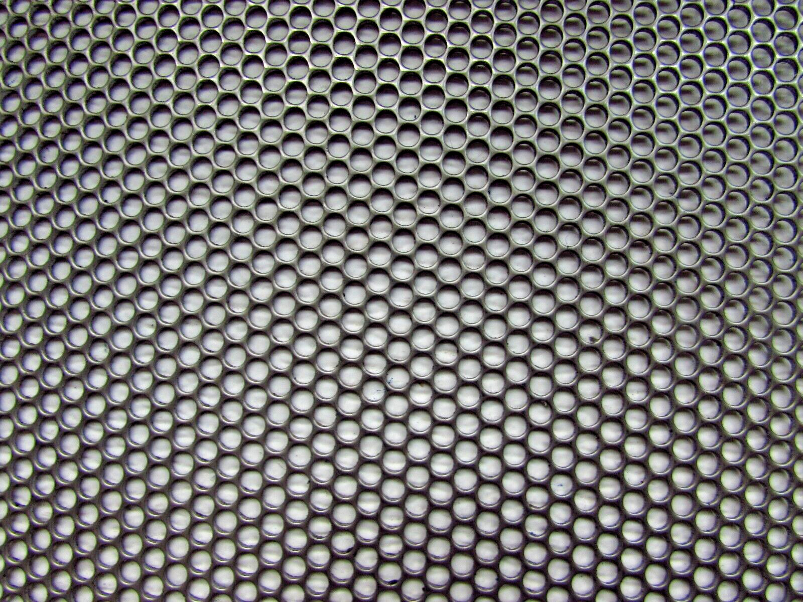 5/32″ HOLES–18 GAUGE– 304 STAINLESS STEEL PERFORATED SHEET– 11″ X 24″