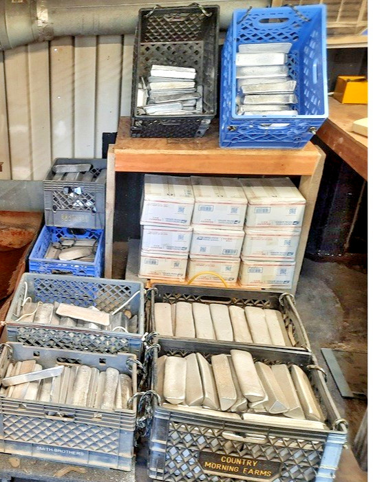 ALUMINUM INGOTS…….. 42 + lbs Casting alloy Near 356