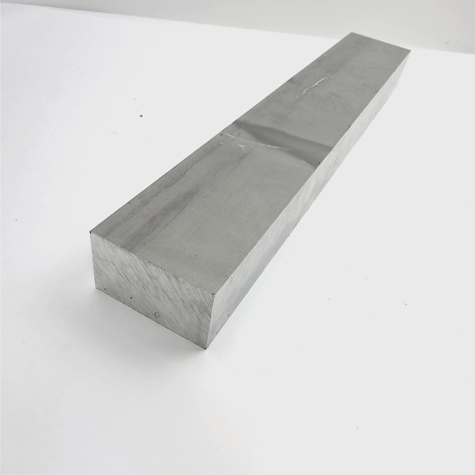 2.25″ thick 2 1/4 Aluminum 6061 PLATE 4″ x 23.75″ Long sku 125103