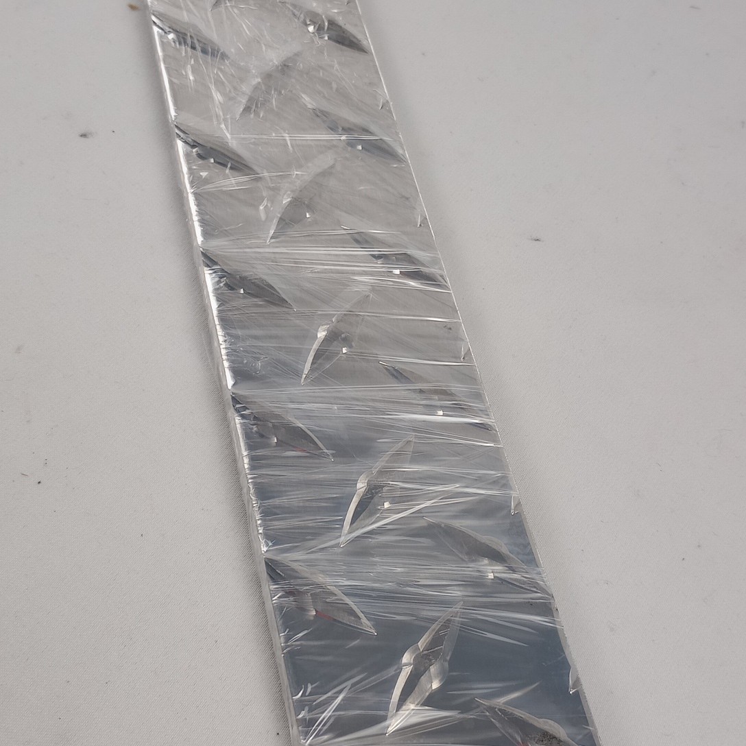 2″X12″ 1/8″ Aluminum Diamond Plate 3003 Floor Plate Tread Plate Aluminum Strips.