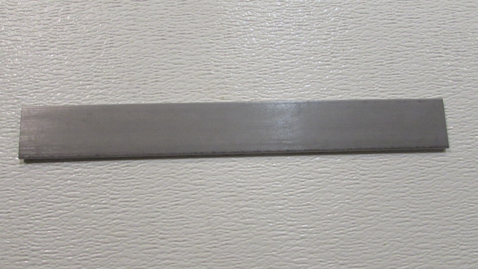 1/8″ x 1-1/2″ X 12″ 304 STAINLESS STEEL FLAT BAR–MADE IN U.S.A.