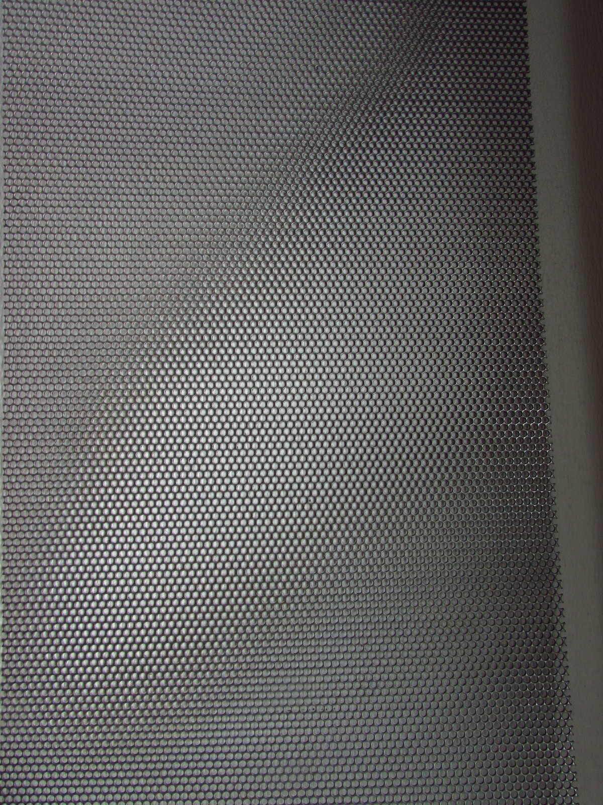 5-32 HOLES -18 GAUGE- 304 STAINLESS PERFORATED SHEET—8″ x 17″