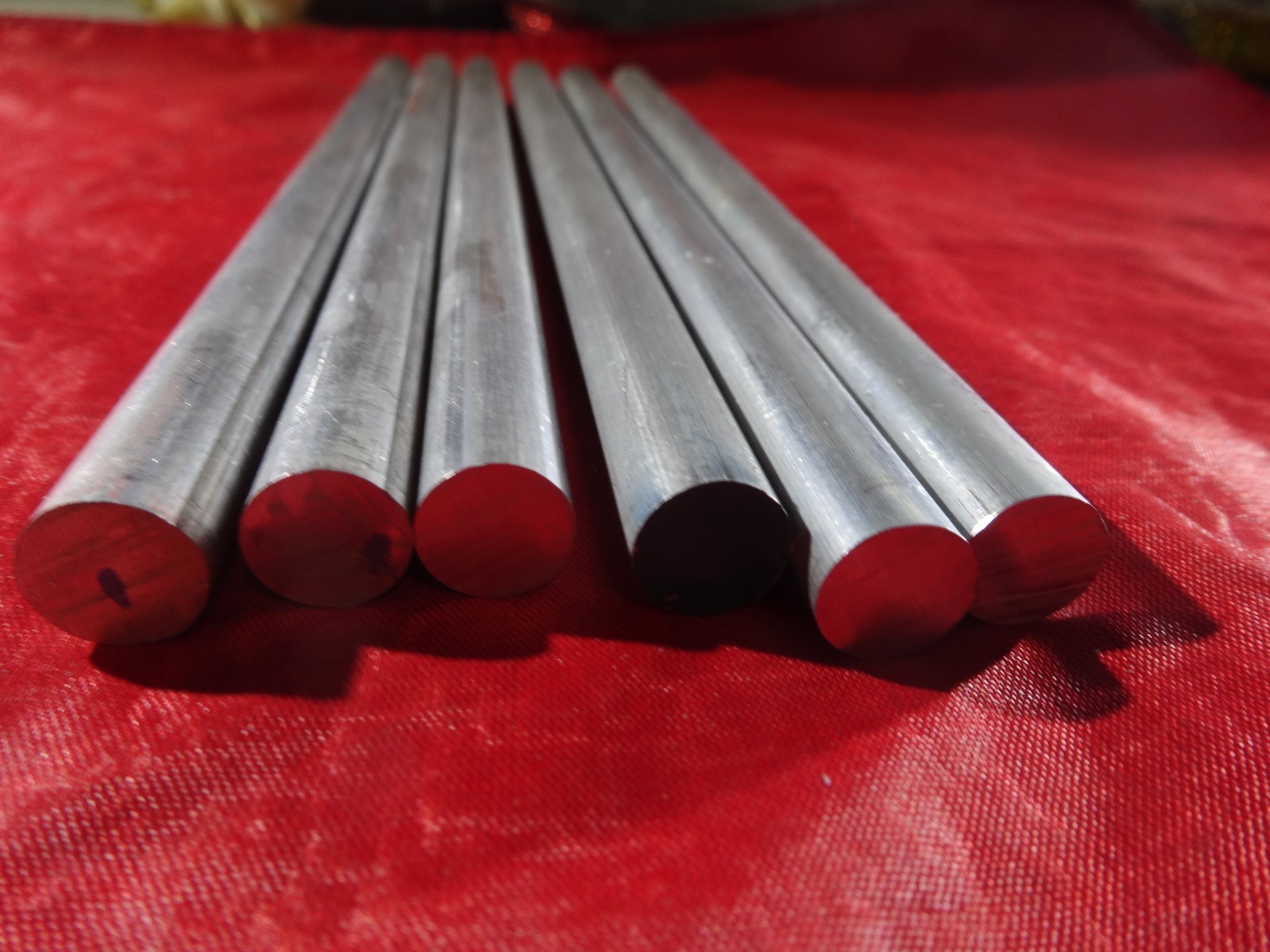 6 PIECES OF 7/16″ ALUMINUM ROD 8 5/8″ IN LENGHT