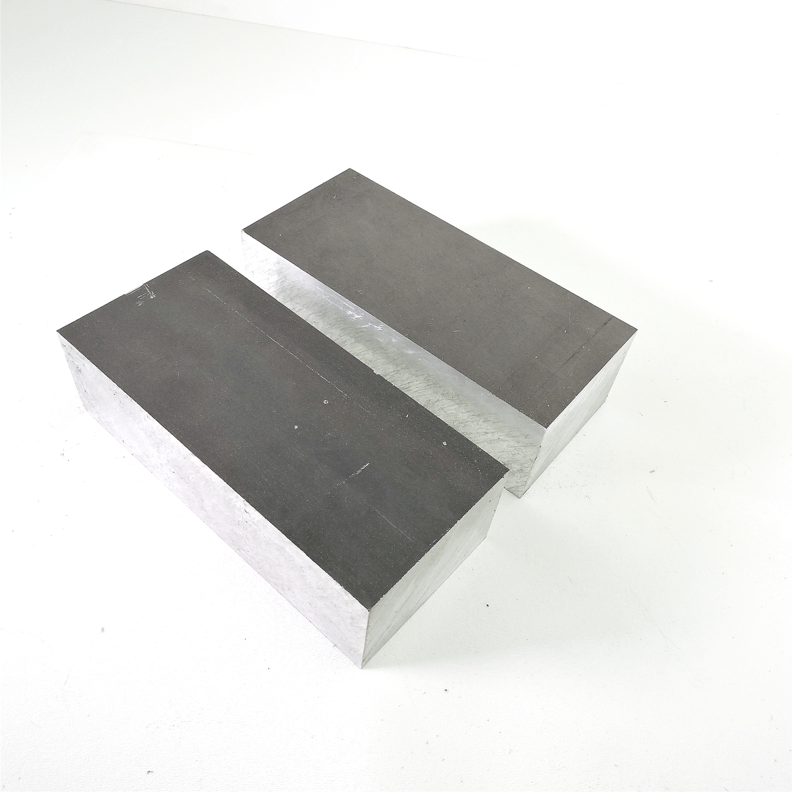 2.25″ thick 2 1/4 Aluminum 6061 PLATE 3.5″ x 7.75″ Long QTY 2 sku 137222