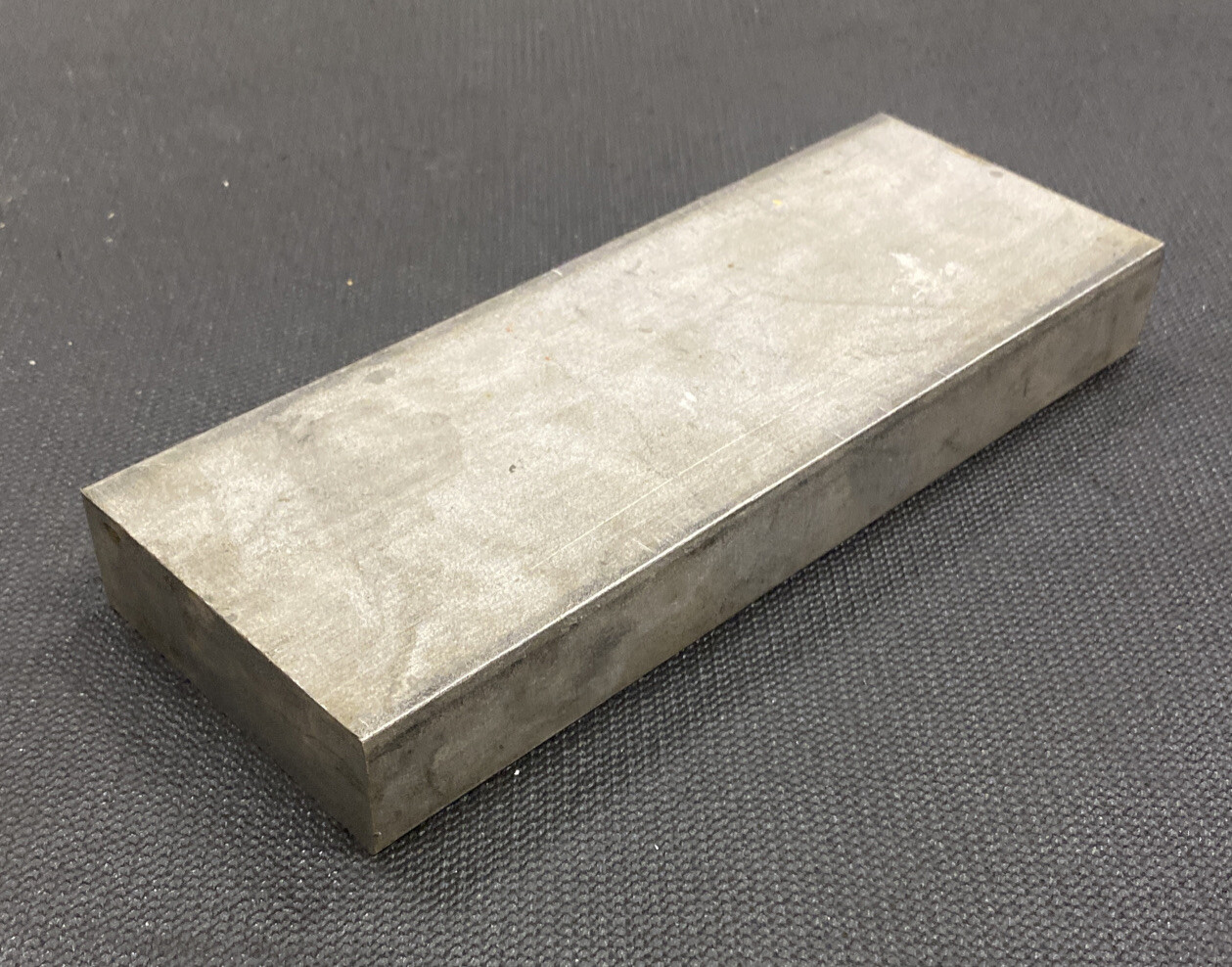 3/4″ Thickness 304 / 304L Stainless Steel Flat Bar 0.75″ x 3″ x 9.375″ Length